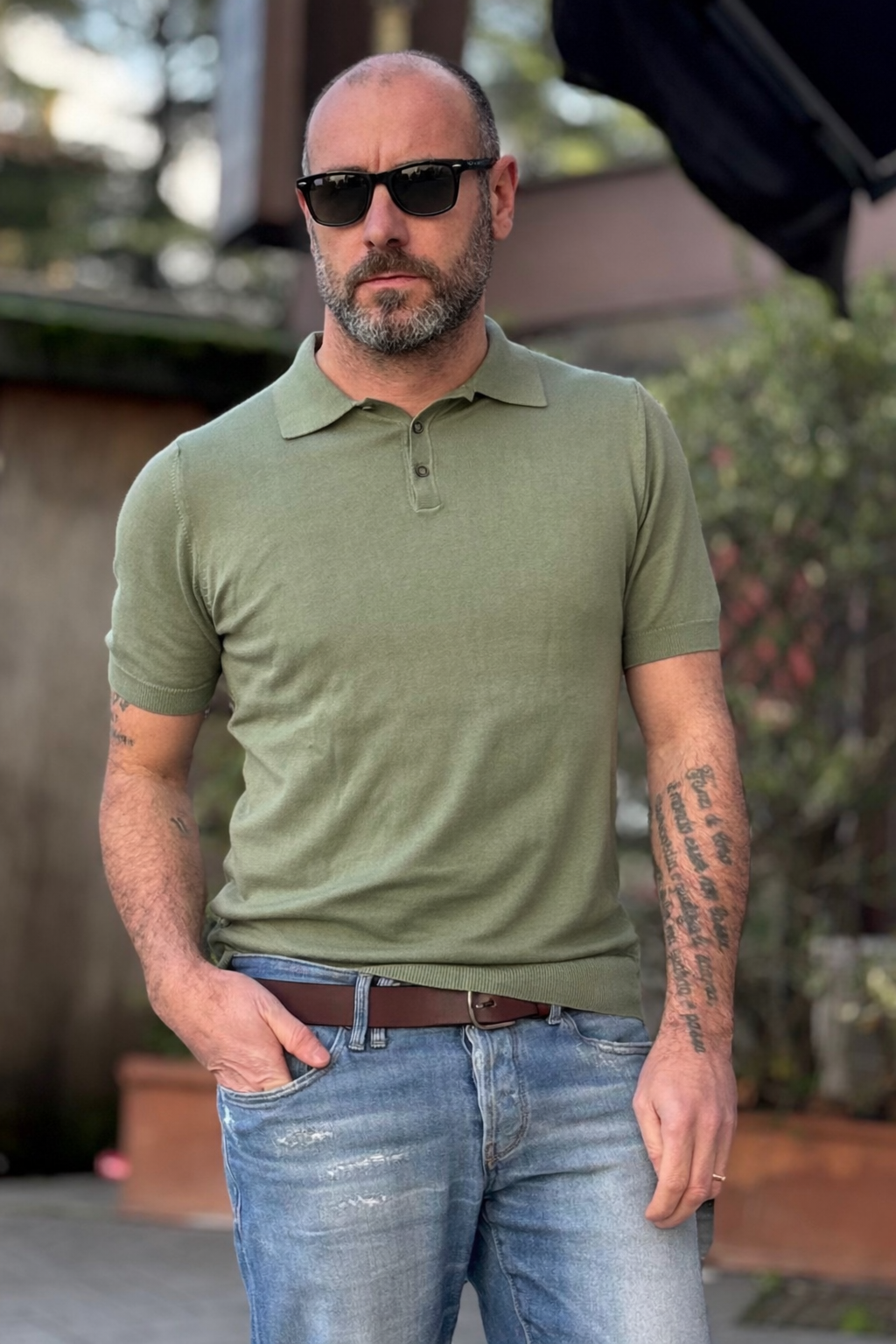 V2 Polo manica corta in cotone disponibile in 4 colori - Mania Fashion Clothing