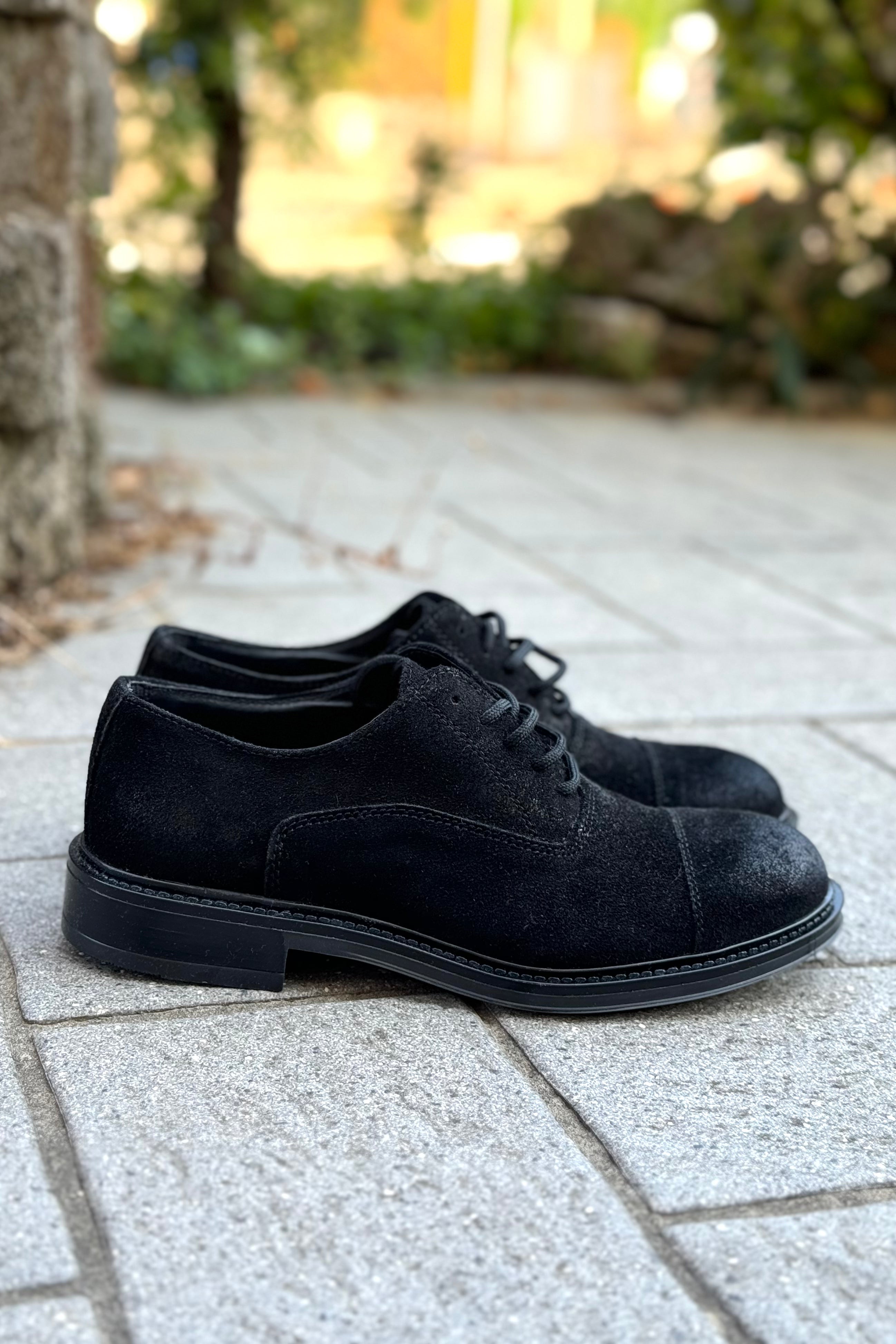 ARNOLD LAYNE FRANCESINA IN CAMOSCIO