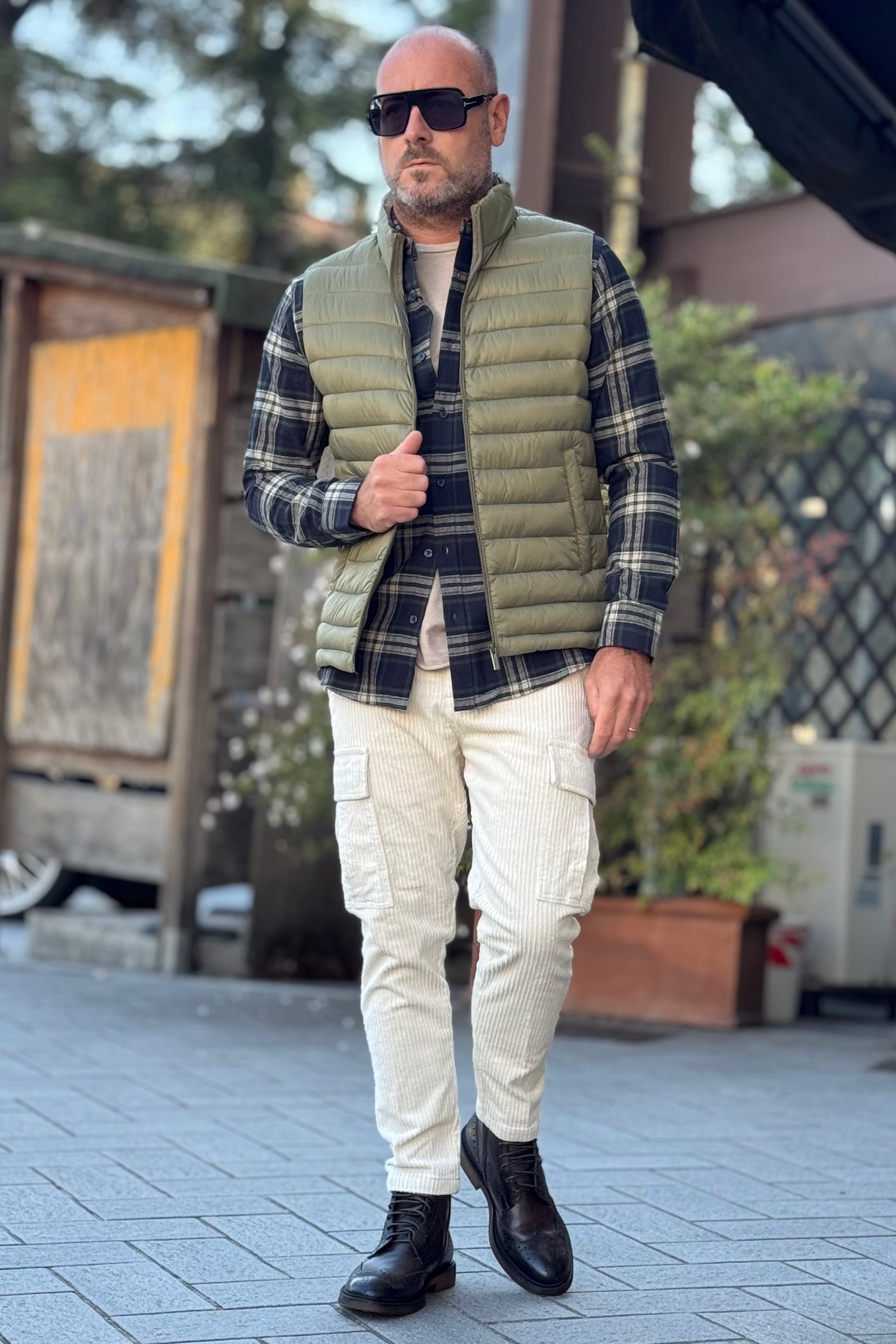 TELAMIRA PANTALONE IN VELLUTO TASCONATO DISPONIBILE IN 2 COLORI