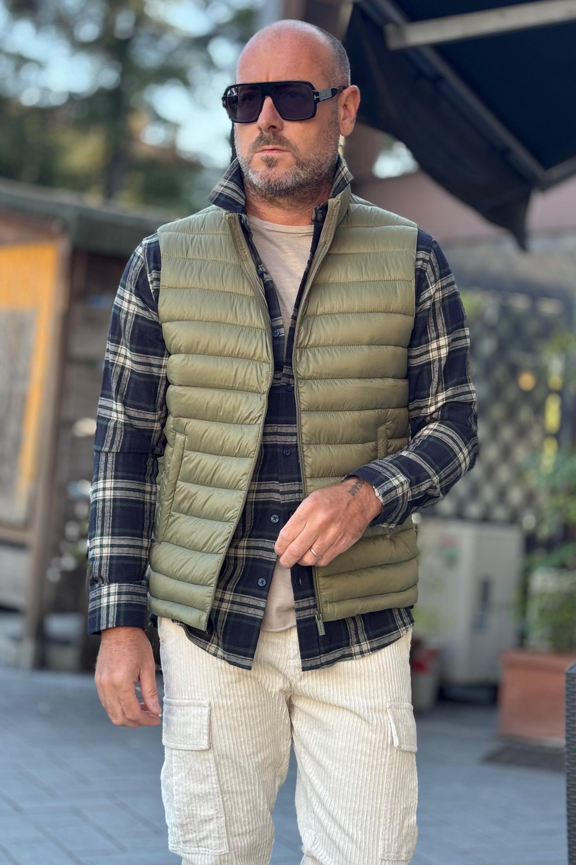 TELAMIRA GT030 PIUMINO 100GR SMANICATO DISPONIBILE IN 3 COLORI