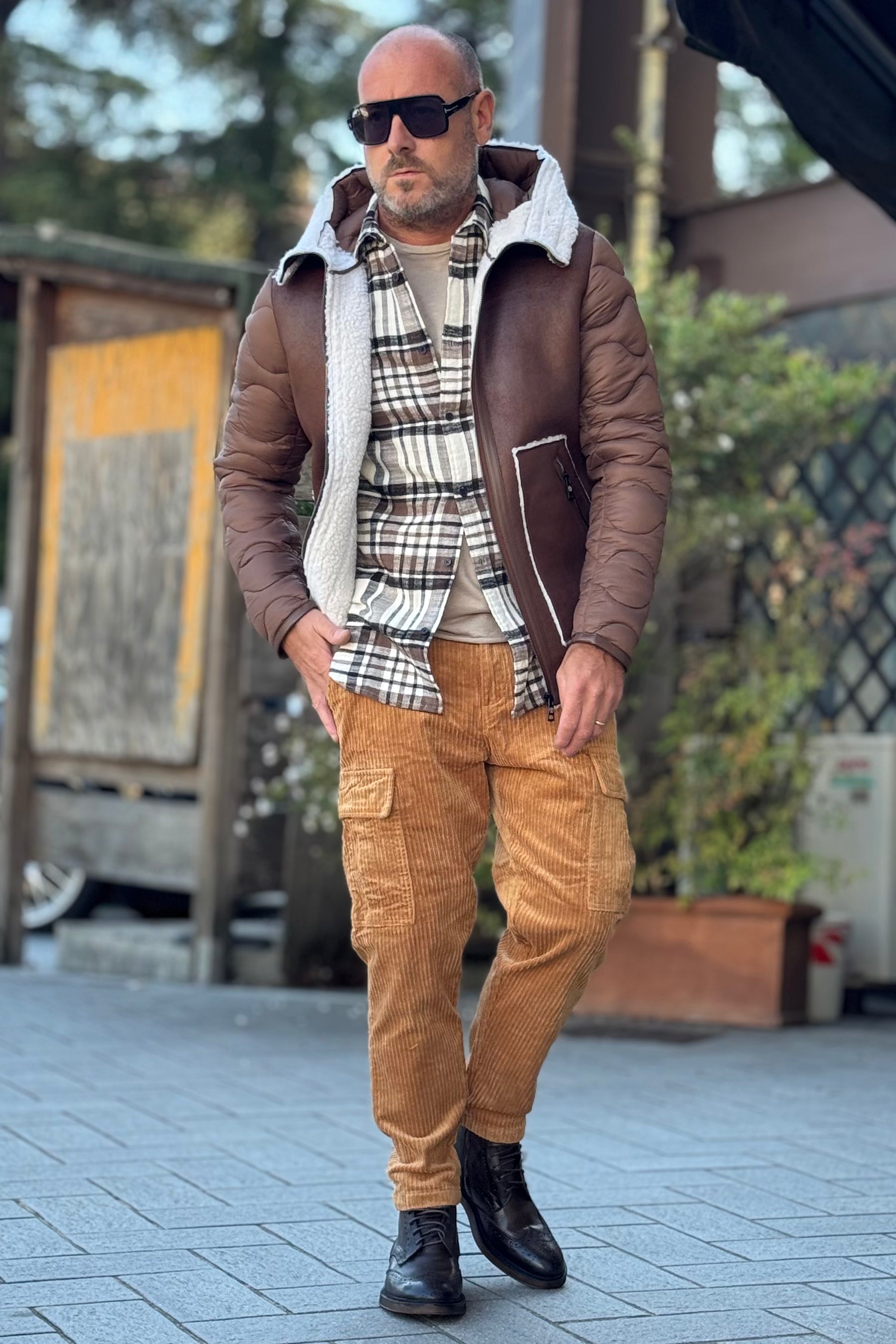 TELAMIRA PANTALONE IN VELLUTO TASCONATO DISPONIBILE IN 2 COLORI