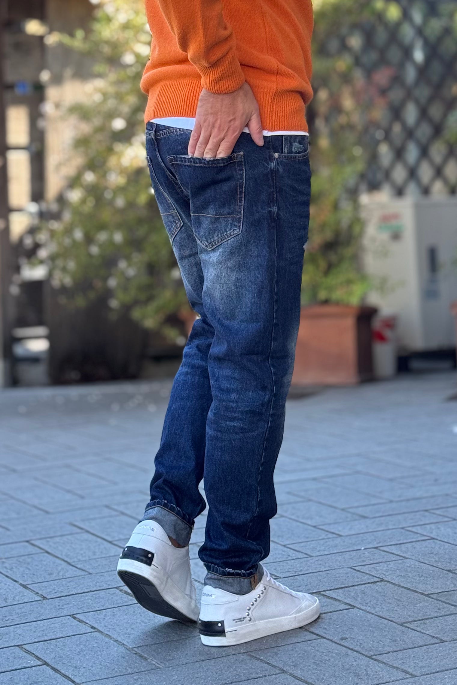 TELAMIRA JEANS REGULAR CON MICRO ABRASIONE LAVAGGIO MEDIO/SCURO
