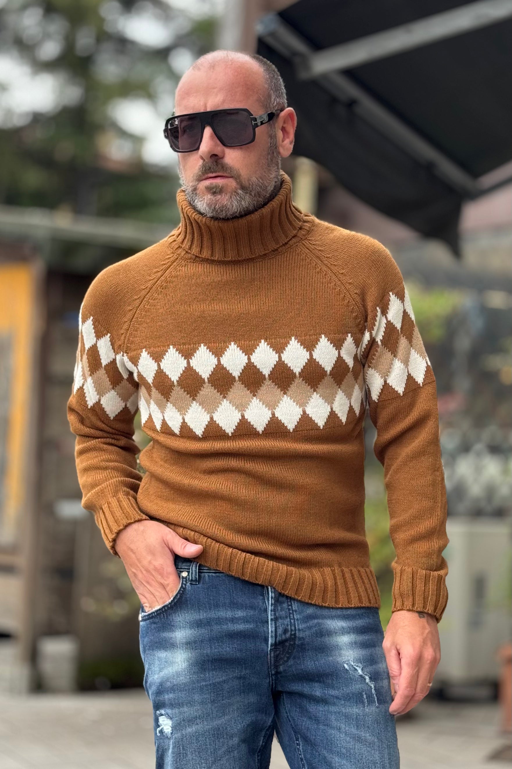 TELAMIRA MAGLIA COLLO ALTO MOTIVO ROMBO DISPONIBILE IN 2 COLORI