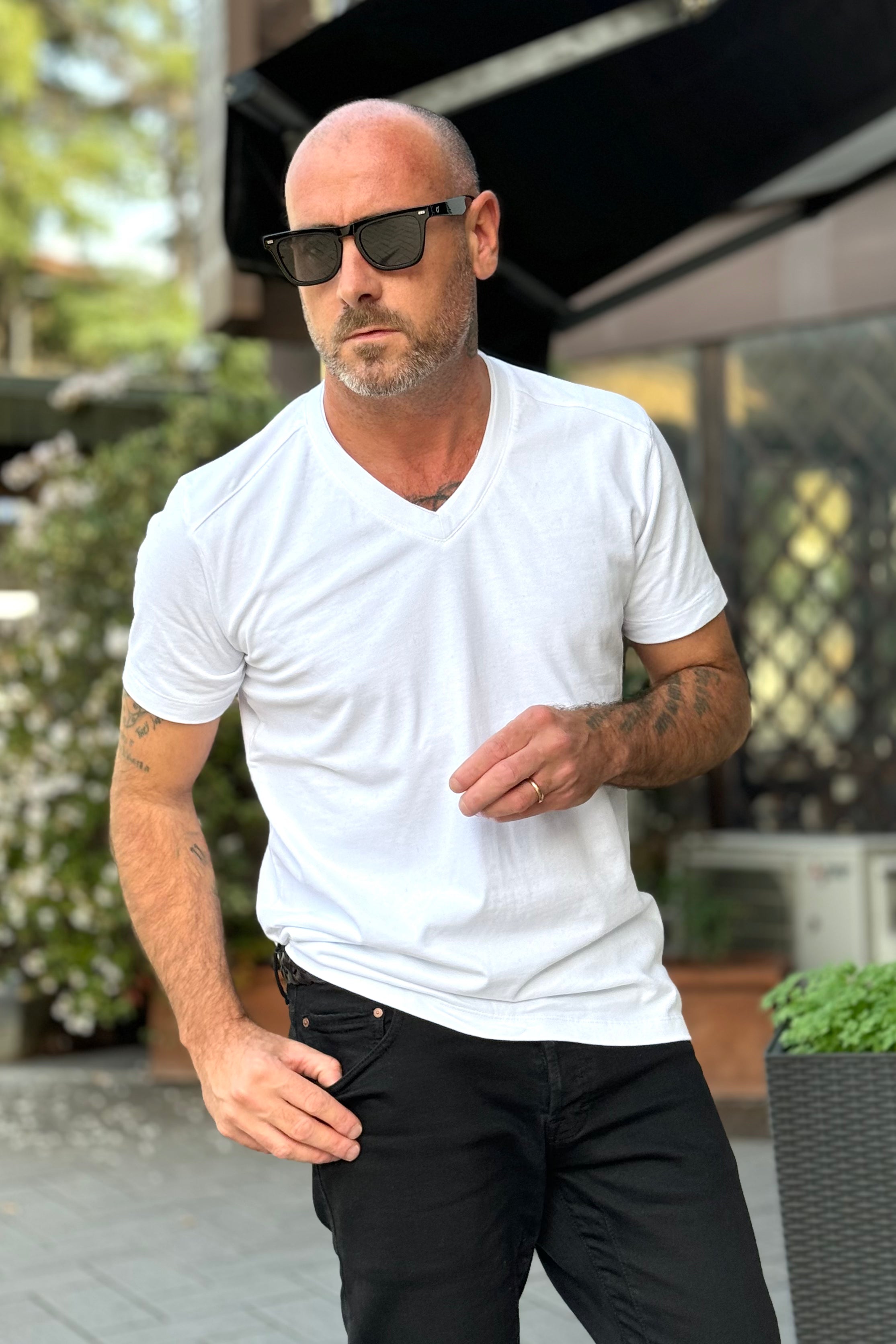 Anima CTN01 t-shirt v-neck in cotone disponibile in 3 colori