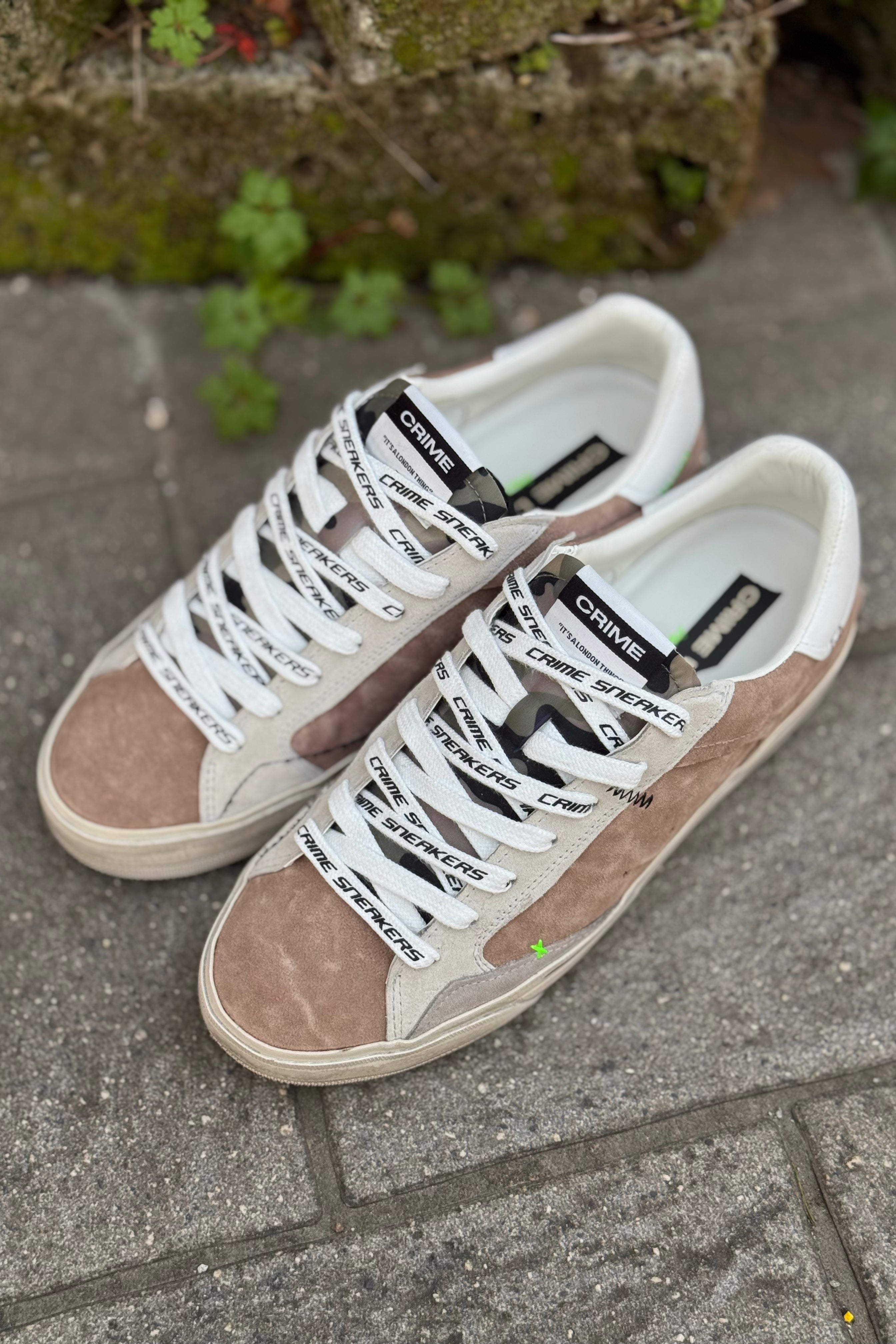 CRIME LONDON SNEAKERS IN CAMOSCIO COLORE BEIGE