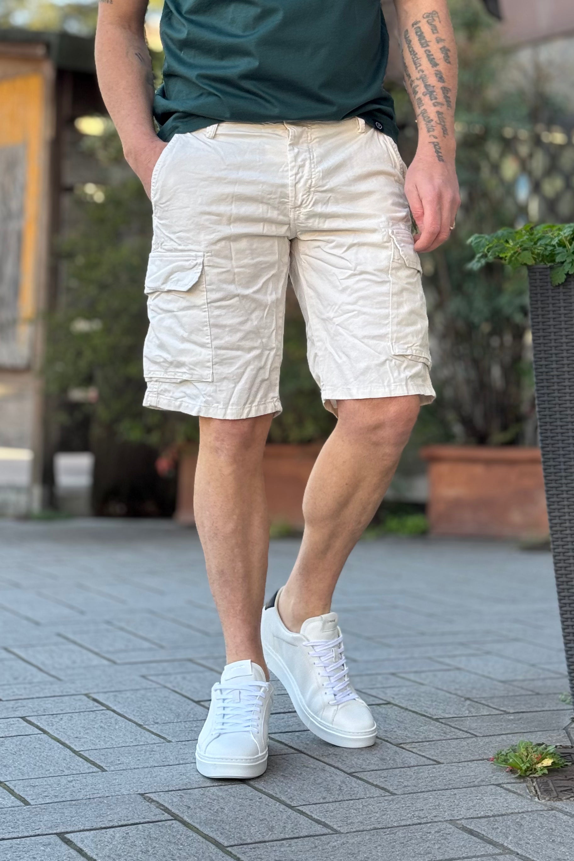 Why not brand BD8RIO Shorts pocket model available in 3 colors