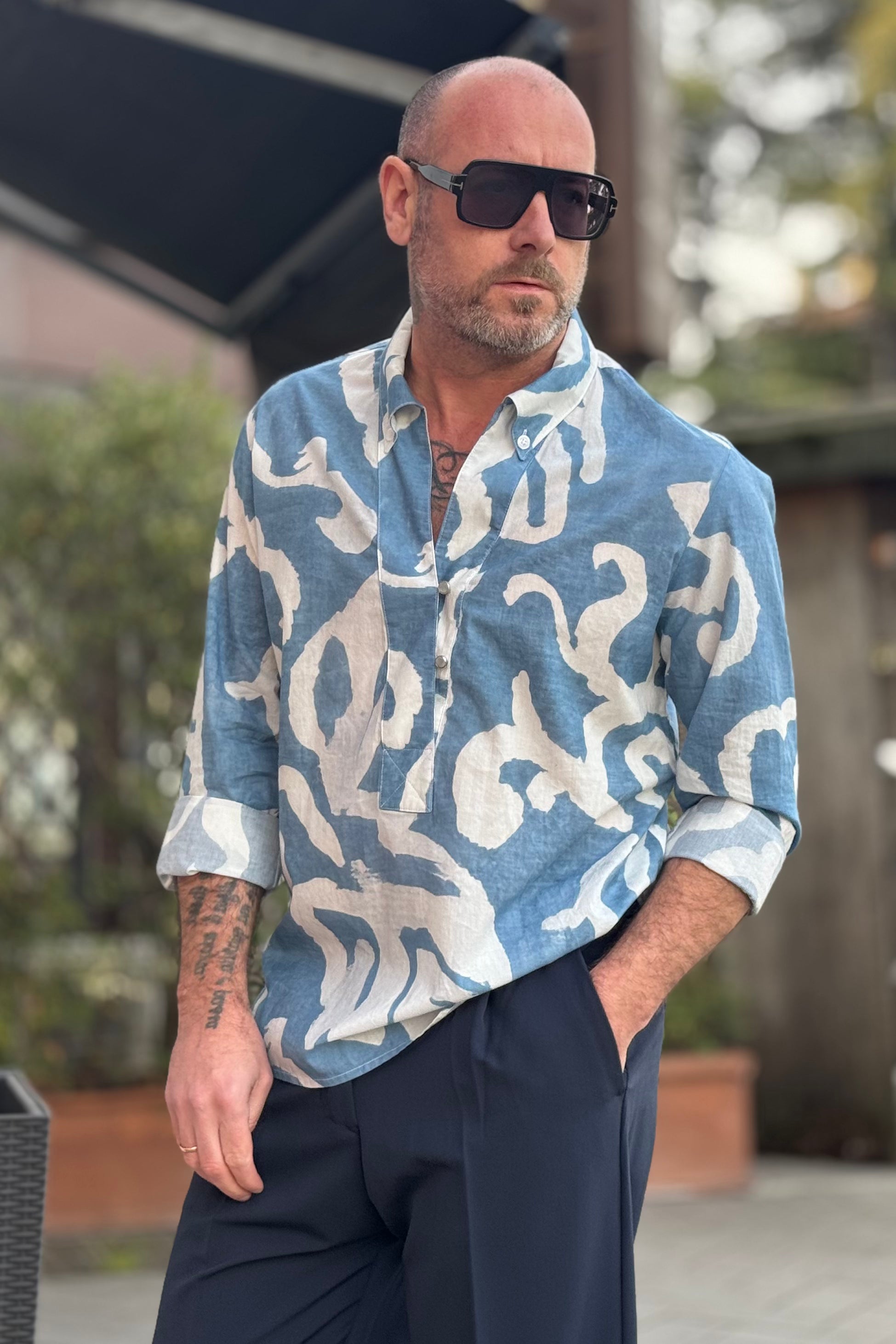 BICOLORE CAMICIA V-NECK FANTASIA