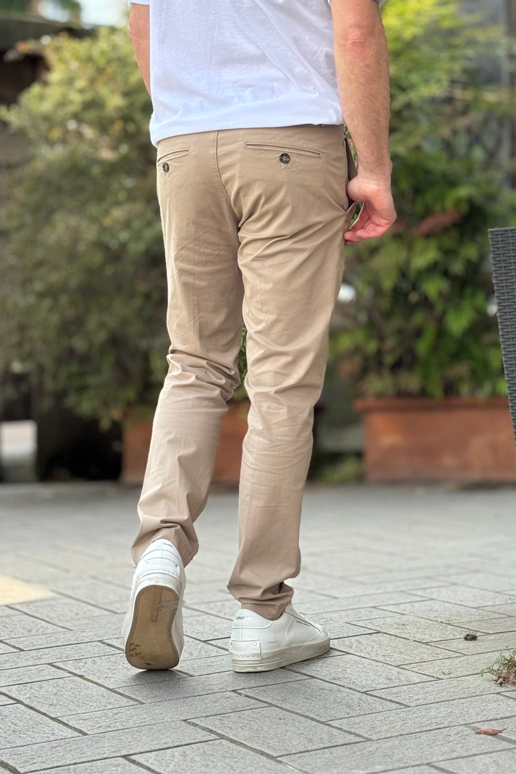 Officina 36 2580C Chino trousers available in 2 colours
