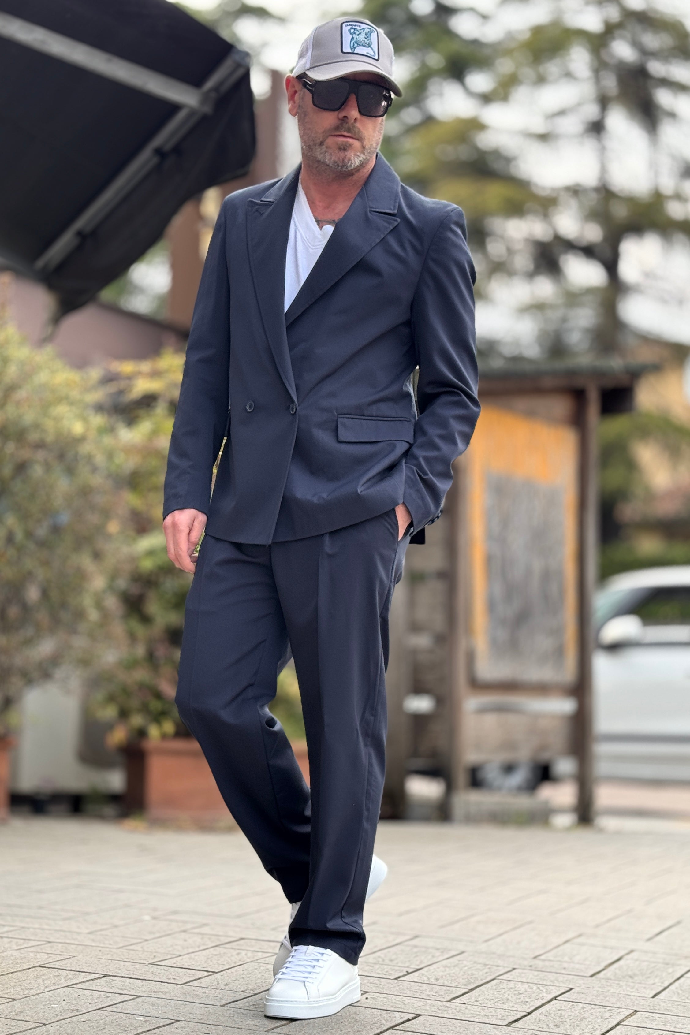 TELAMIRA ABITO RELAXED DOPPIO PETTO A UN BOTTONE DISPONIBILE IN 2 COLORI