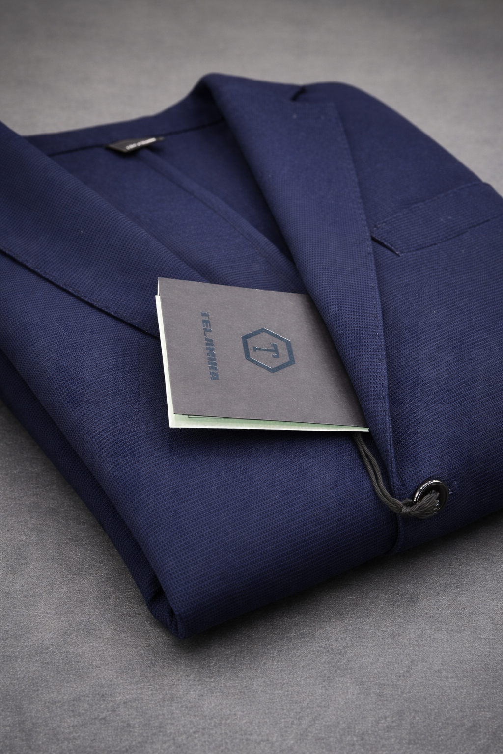 TELAMIRA GIACCA DUE BOTTONI CON DOPPIO SPACCHETTO DISPONIBILE IN 2 COLORI - Mania Fashion Clothing