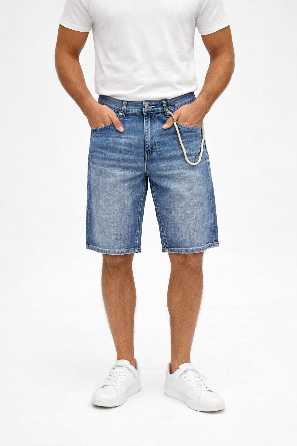 TELAMIRA  BERMUDA IN JEANS CON CATENA OMAGGIO