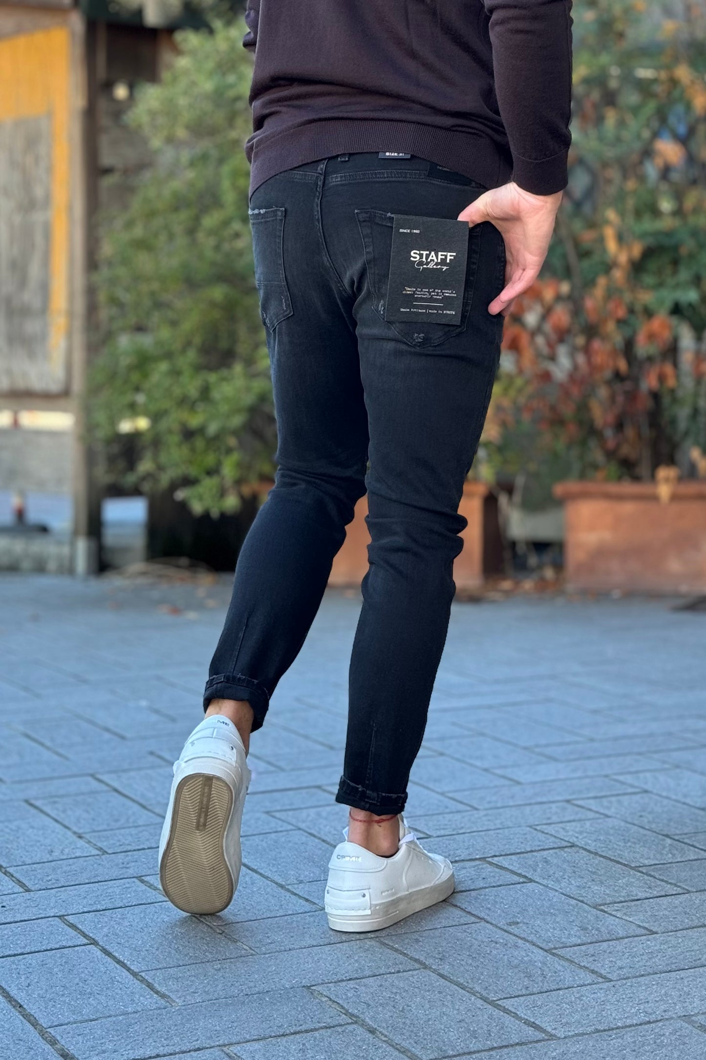 Staff ROGER five-pocket jeans in black with abrasions