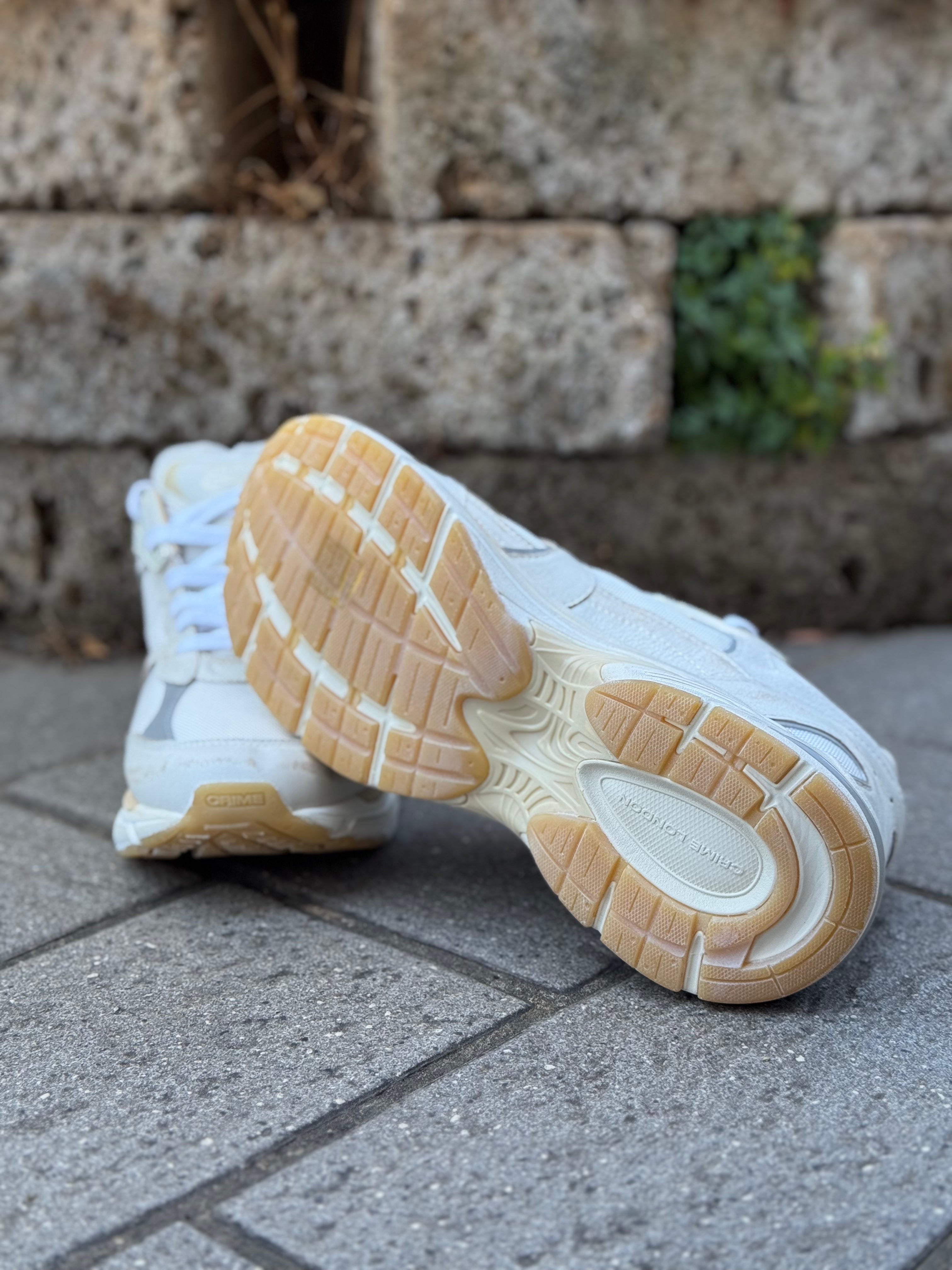 Crime London FUGITIVE sneakers in pelle e nylon colore bianco