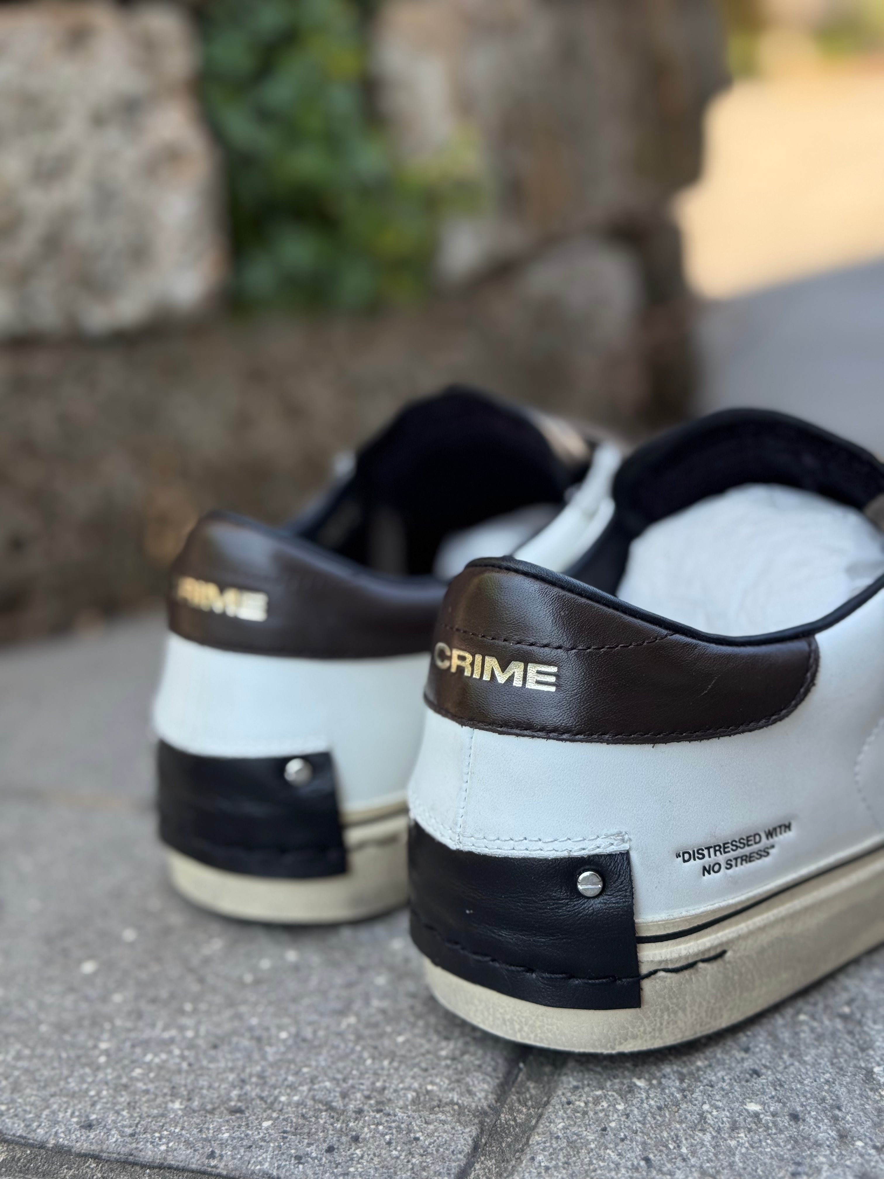 Crime London DISTRESSED 2.0 sneakers in pelle match 3 colori bianco nero e marrone