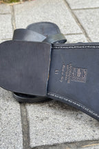 L'ARTIGIANO DEL CUOIO SANDALO FASCIA CON INCROCIO ALLUCE COLORE NERO