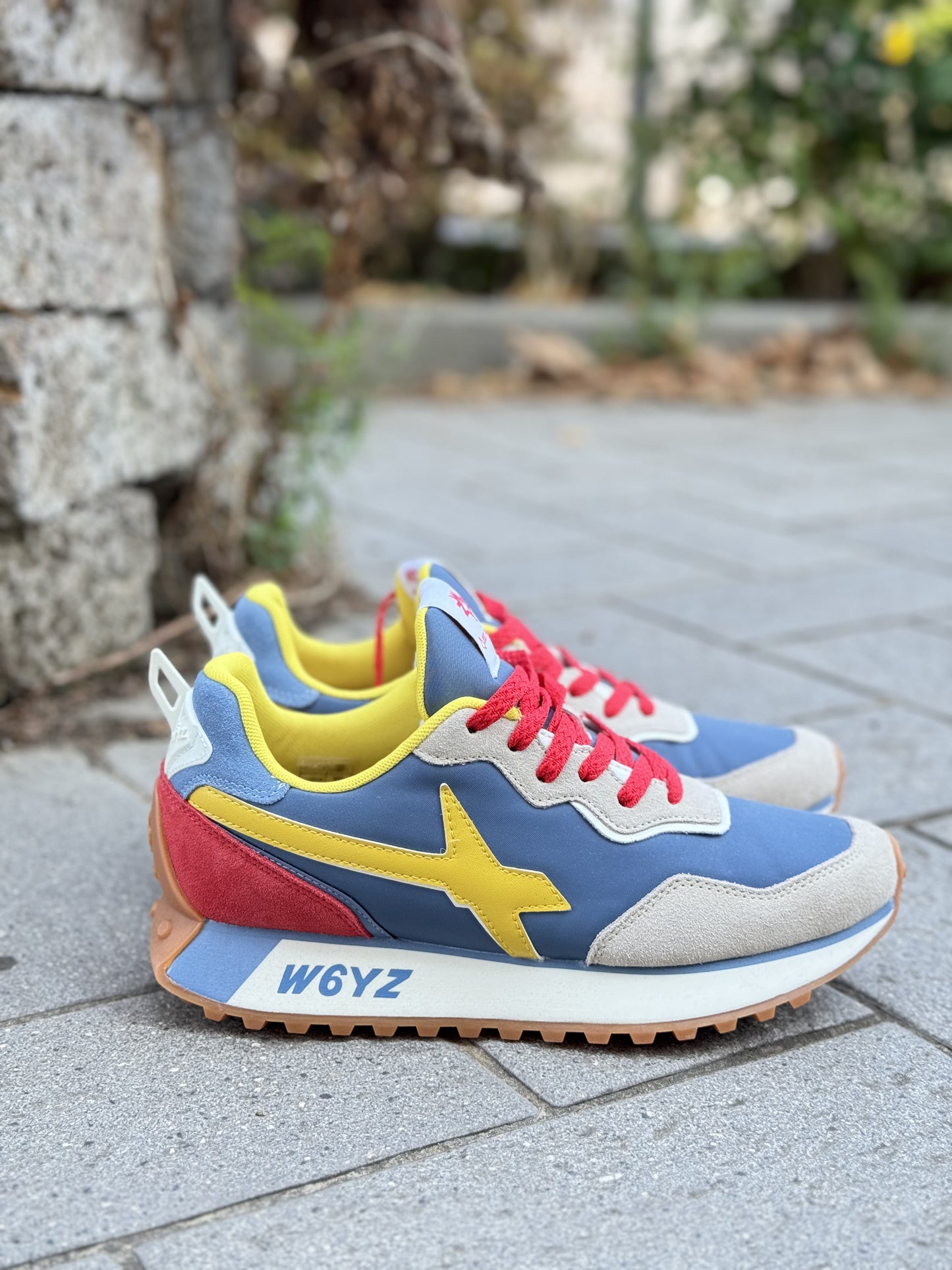 W6yz sneakers modello jet colore azzurro/giallo