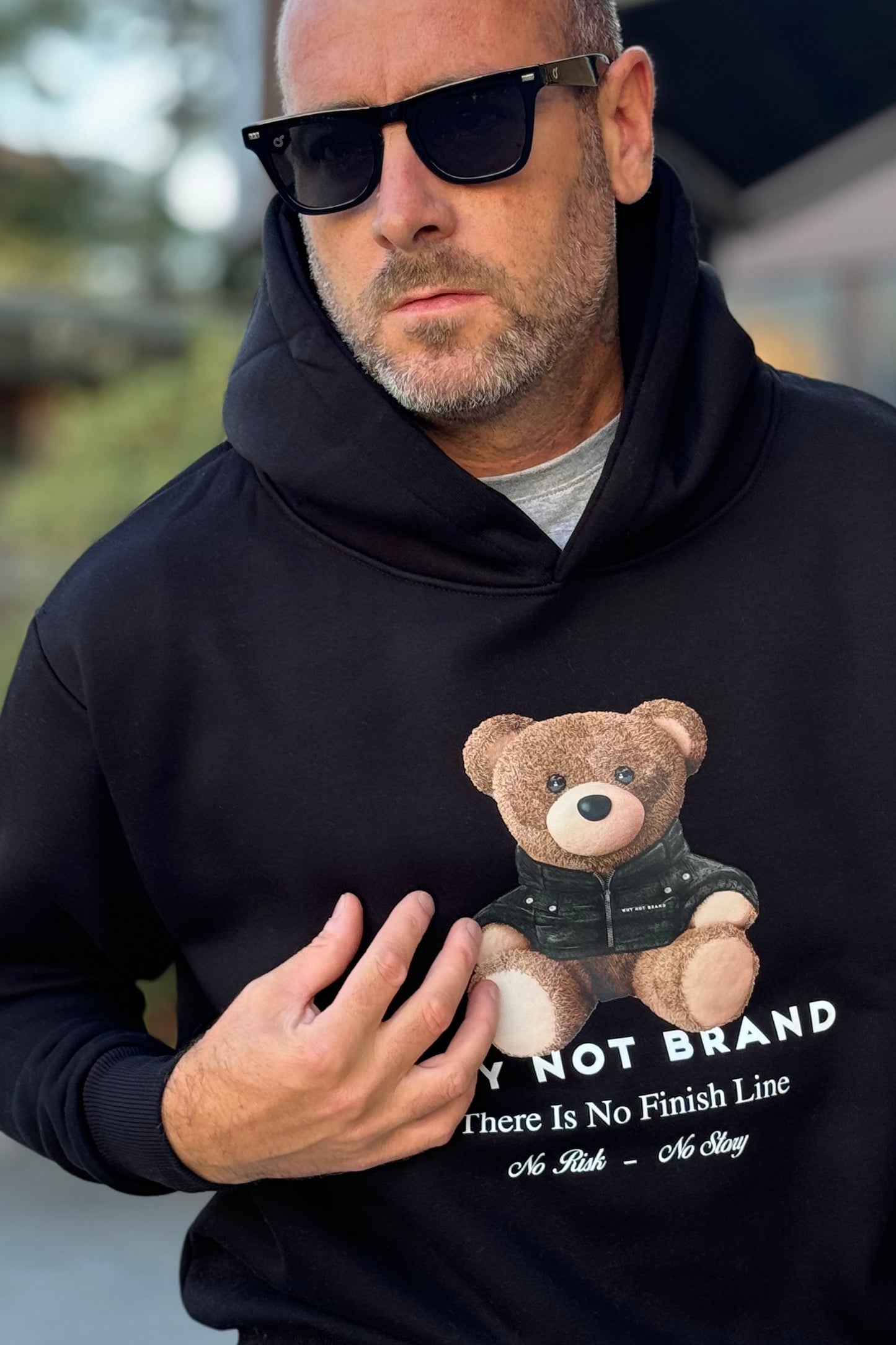 Why not brand BEAR hoodie with bear print available in 2 colors