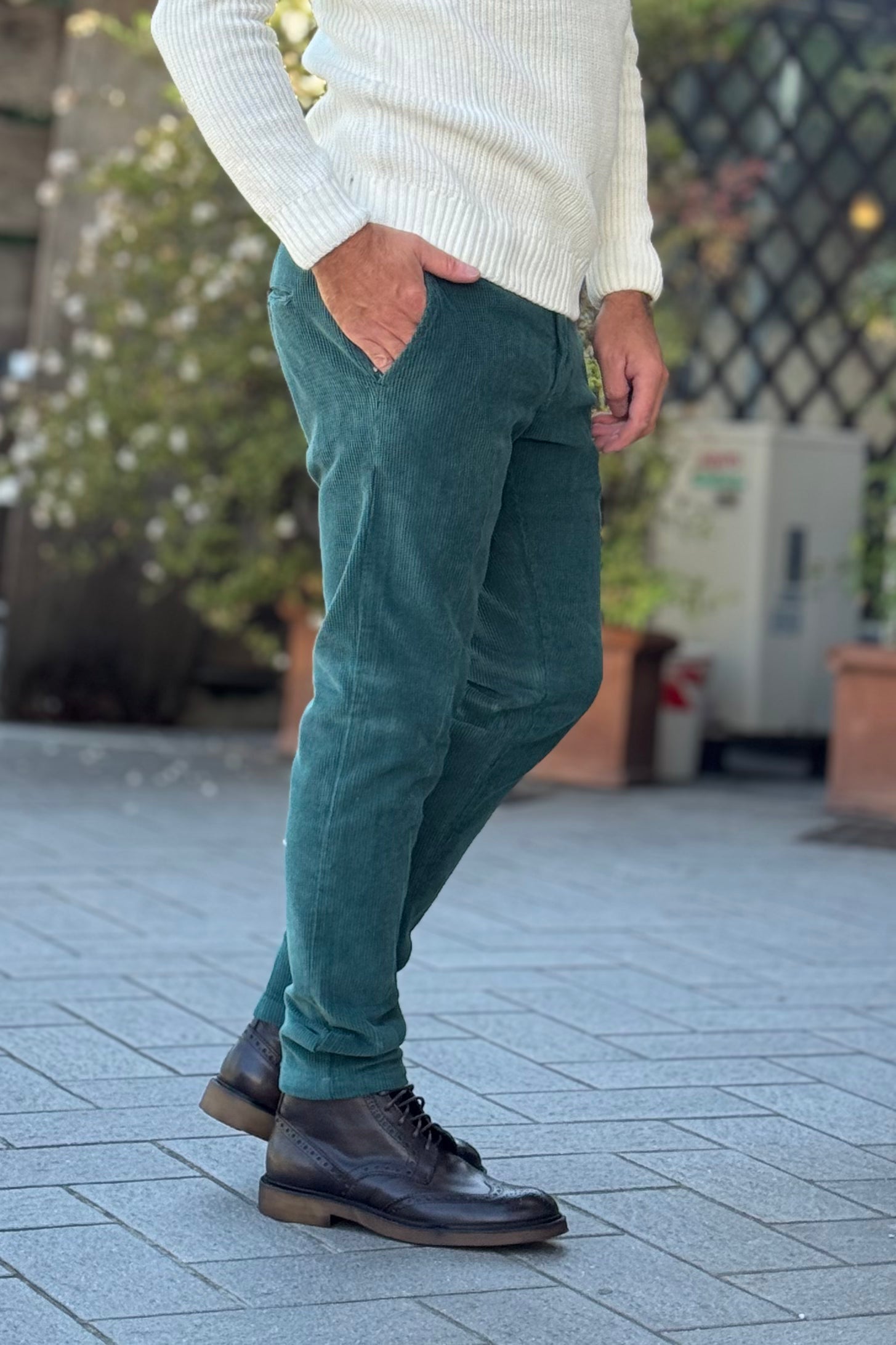 TELAMIRA PANTALONE SLIM IN VELLUTO DISPONIBILE IN 3 COLORI