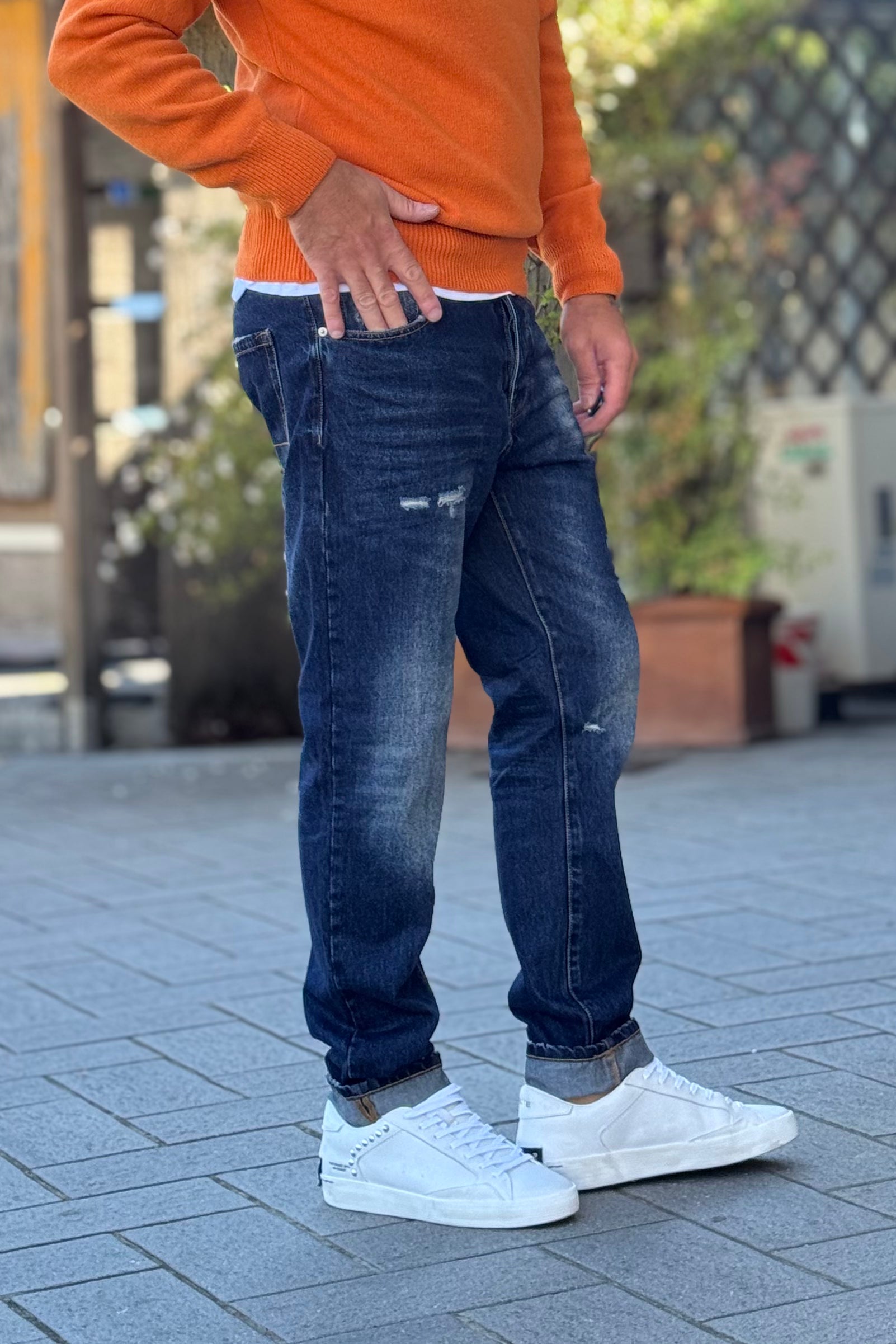 TELAMIRA JEANS REGULAR CON MICRO ABRASIONE LAVAGGIO MEDIO/SCURO