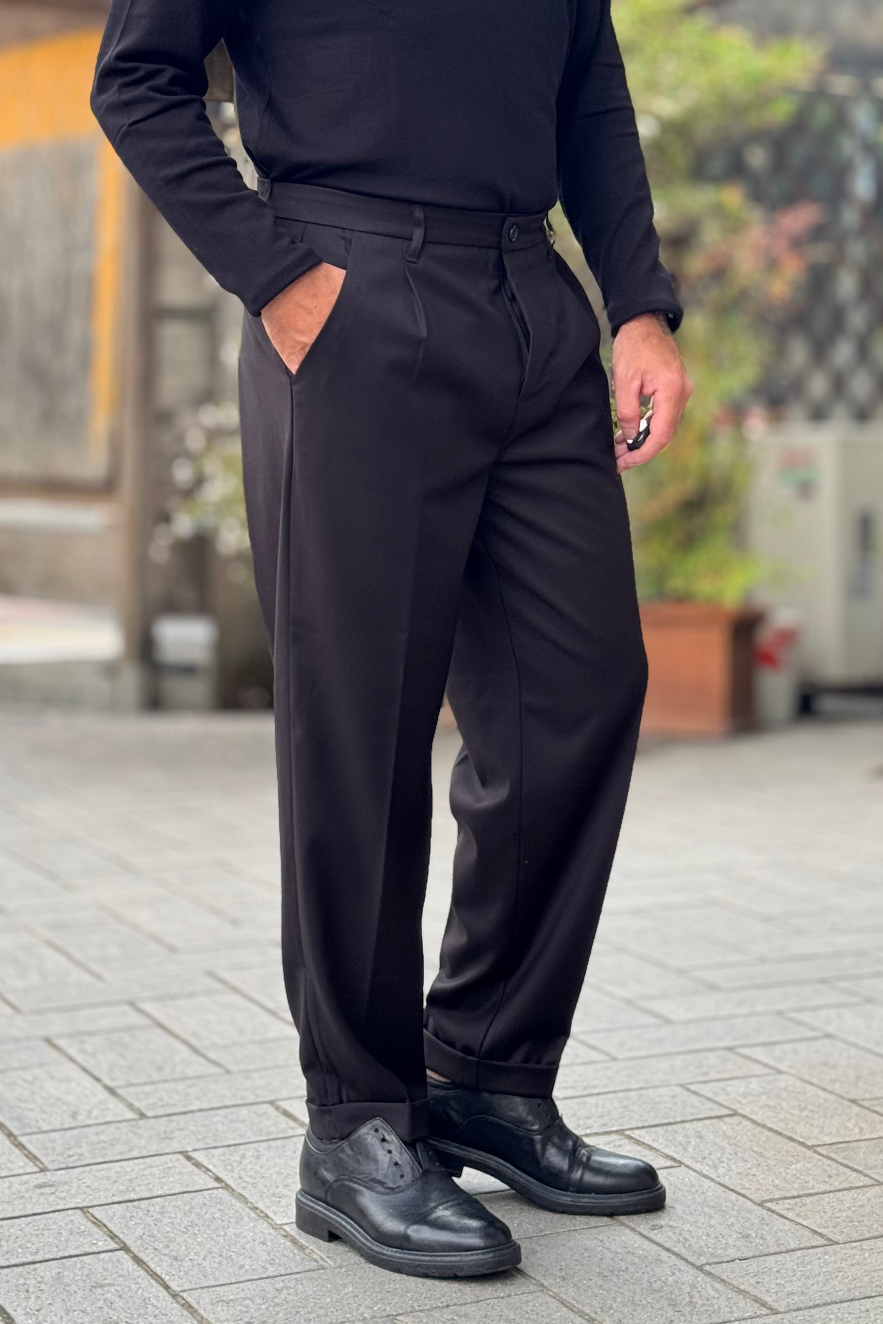 TELAMIRA PANTALONE LARGO CON PINCES DISPONIBILE IN 2 COLORI