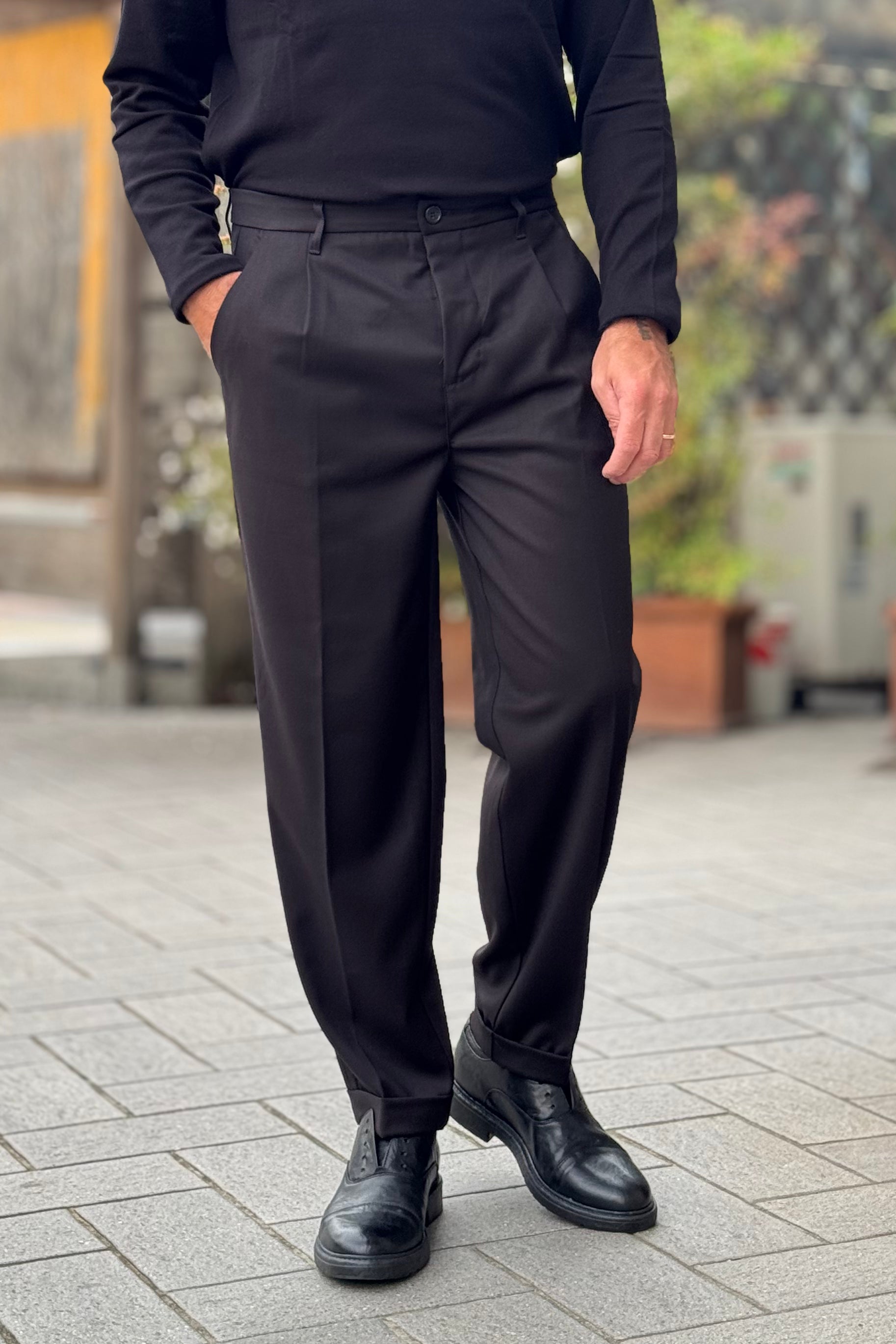 TELAMIRA PANTALONE LARGO CON PINCES DISPONIBILE IN 2 COLORI