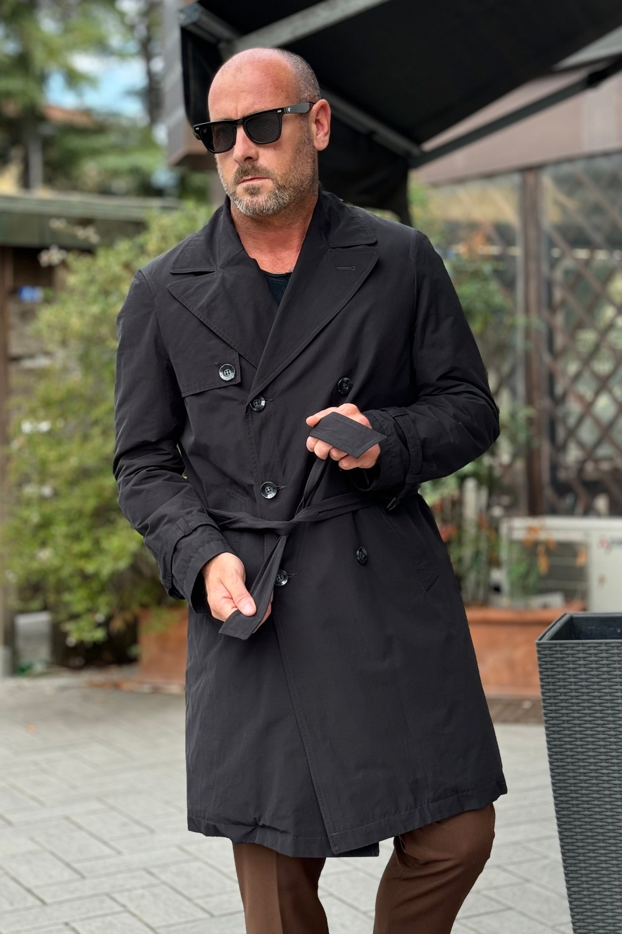 Officina 36 4141 Double-breasted padded trench coat with waist belt, black