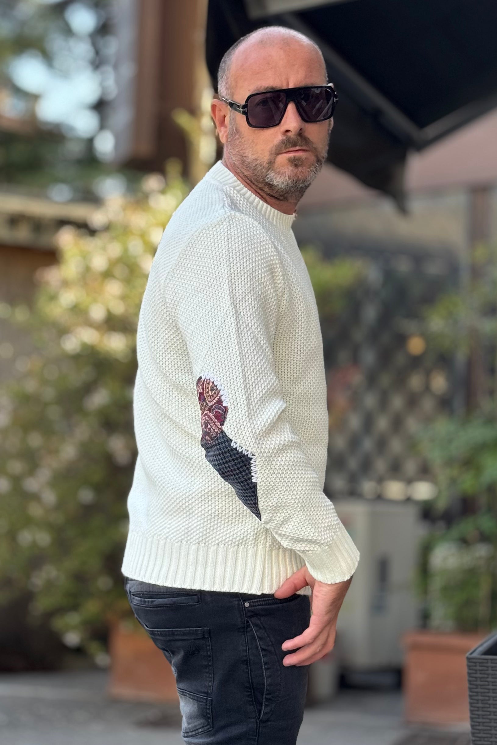 V2 Maglia girocollo trama punto riso disponibile in 3 colori