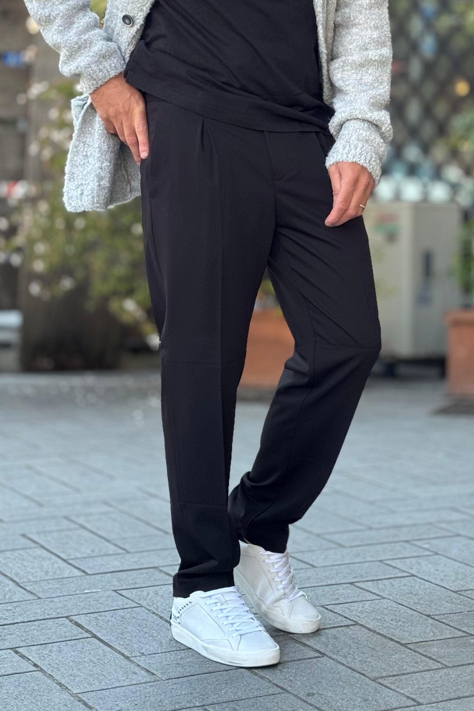 DANIELE ALESSANDRINI PANTALONE CON PINCE DISPONIBILE IN 2 COLORI