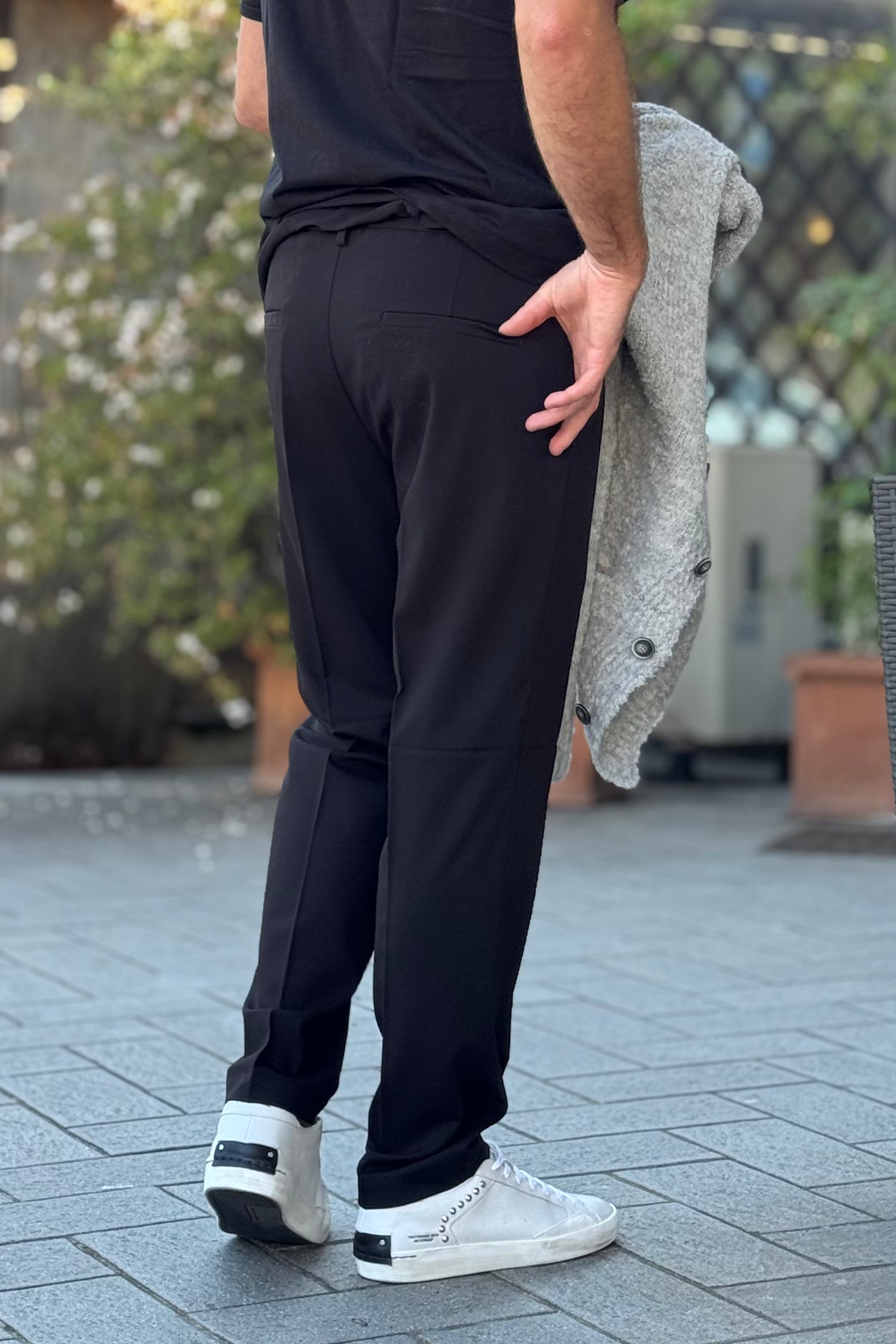 DANIELE ALESSANDRINI PANTALONE CON PINCE DISPONIBILE IN 2 COLORI