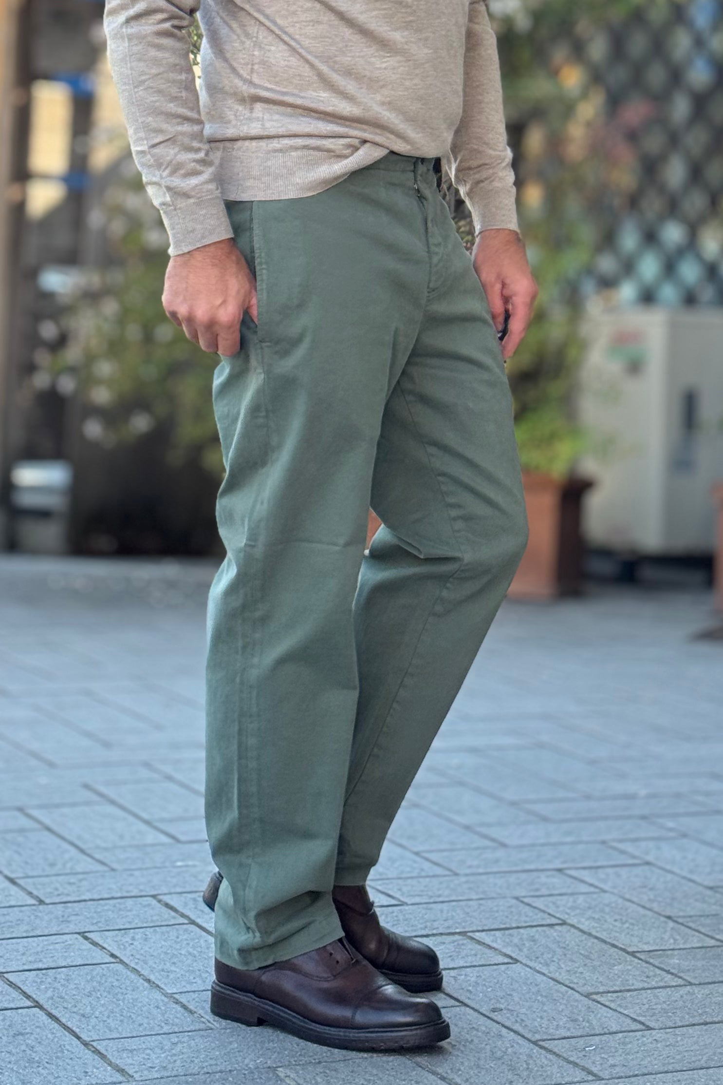 CLARK PANTALONE REGULAR IN GABARDINA TASCA AMERICA DISPONIBILE IN 2 COLORI