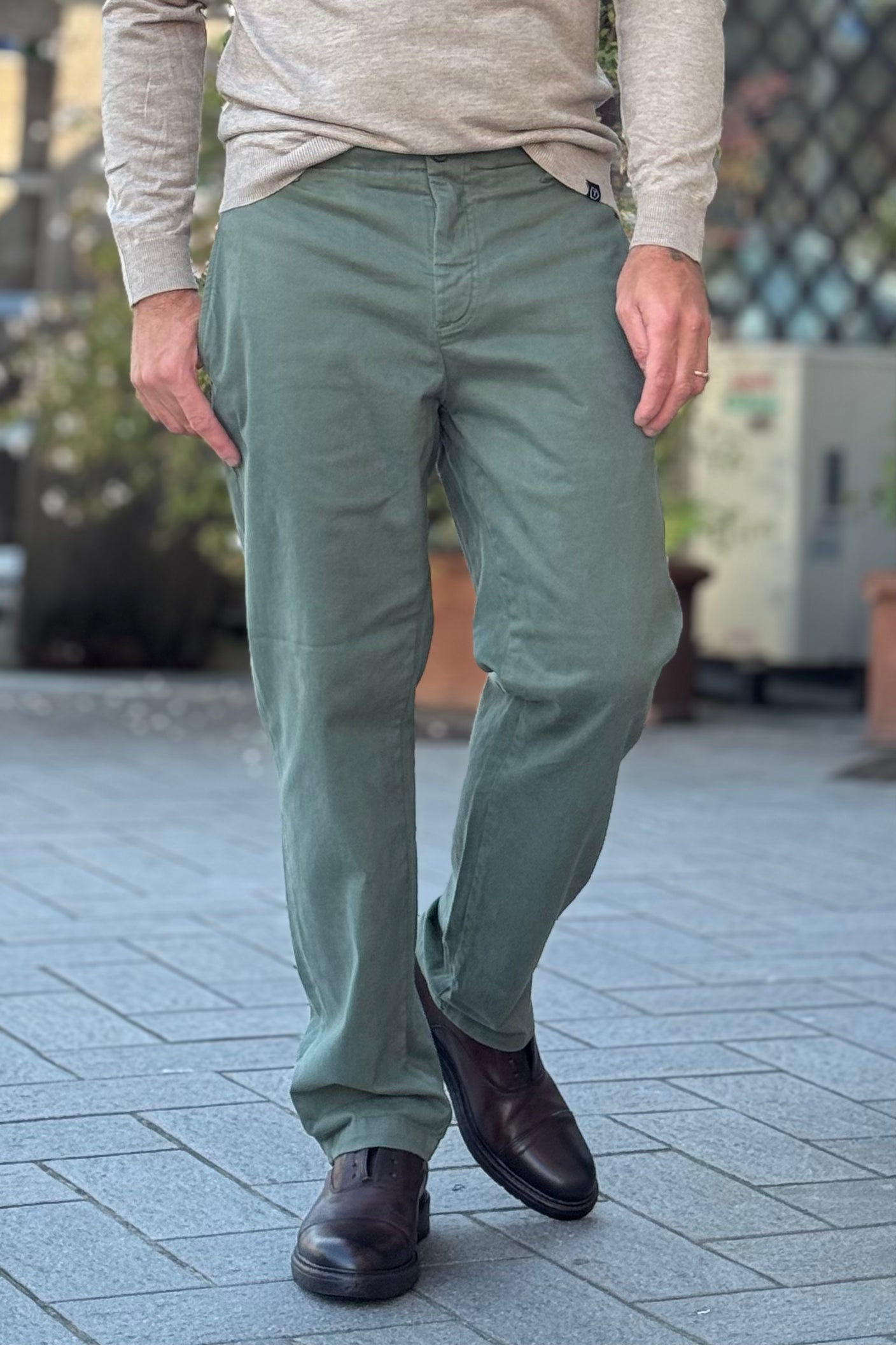 CLARK PANTALONE REGULAR IN GABARDINA TASCA AMERICA DISPONIBILE IN 2 COLORI