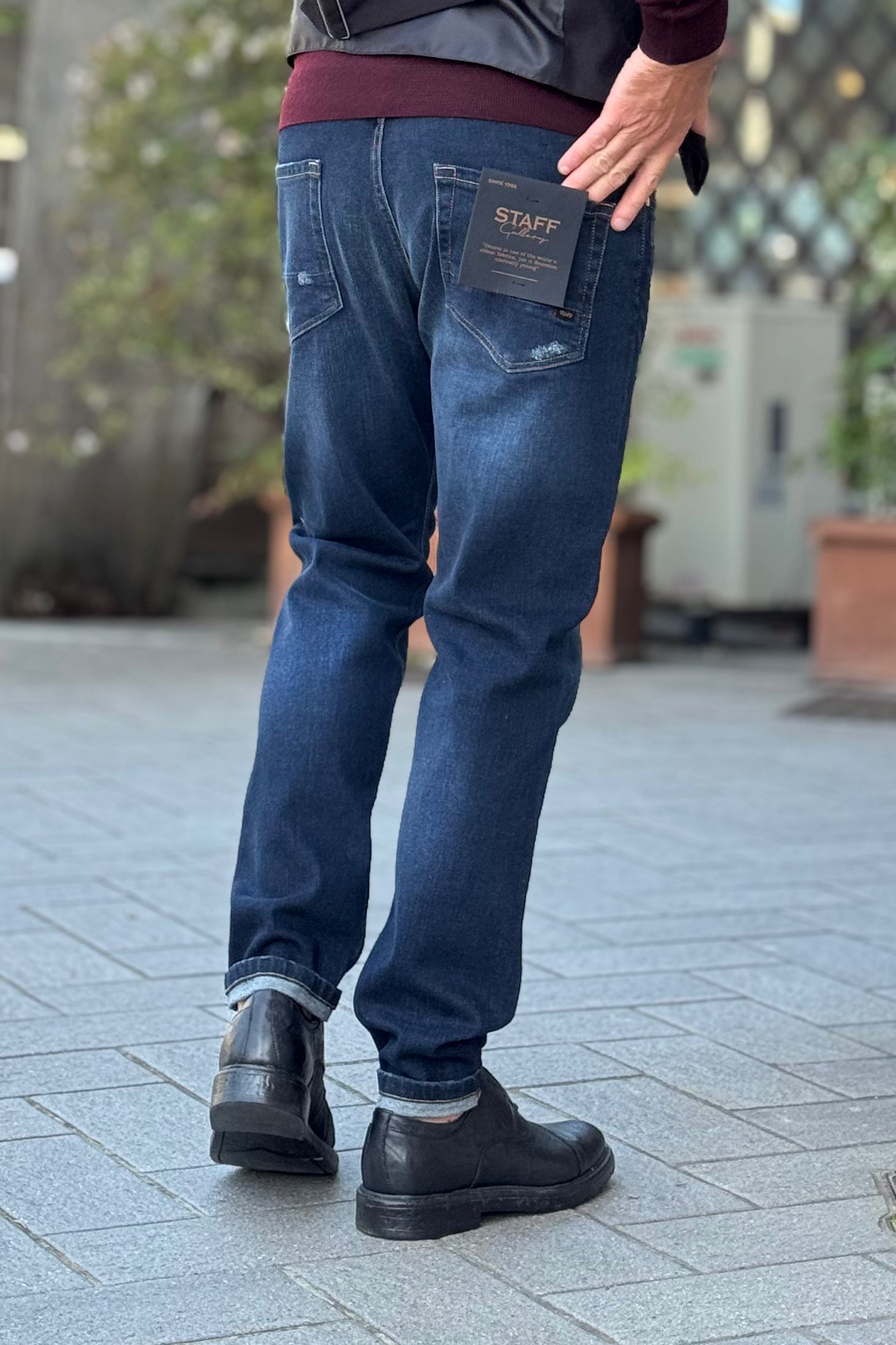 STAFF JEANS BLU SCURO CON ABRASIONI