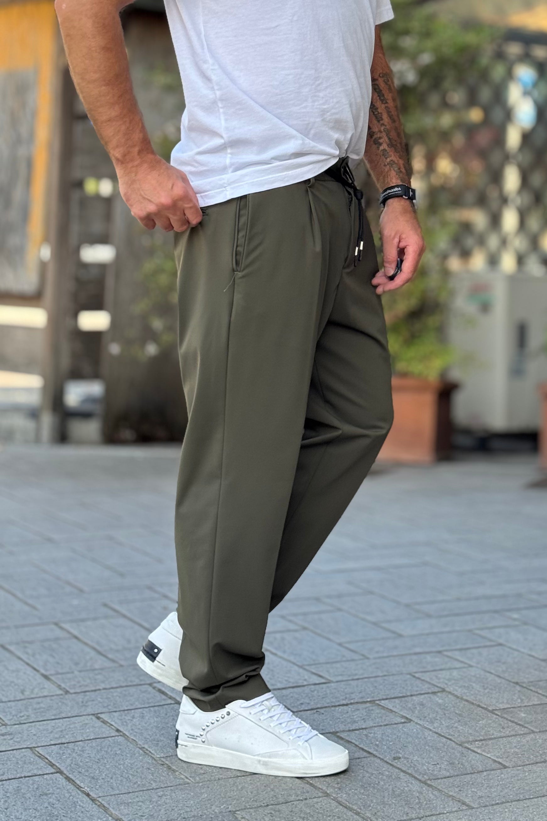 DANIELE ALESSANDRINI PANTALACCIO CON PINCE IN TESSUTO TECNICO