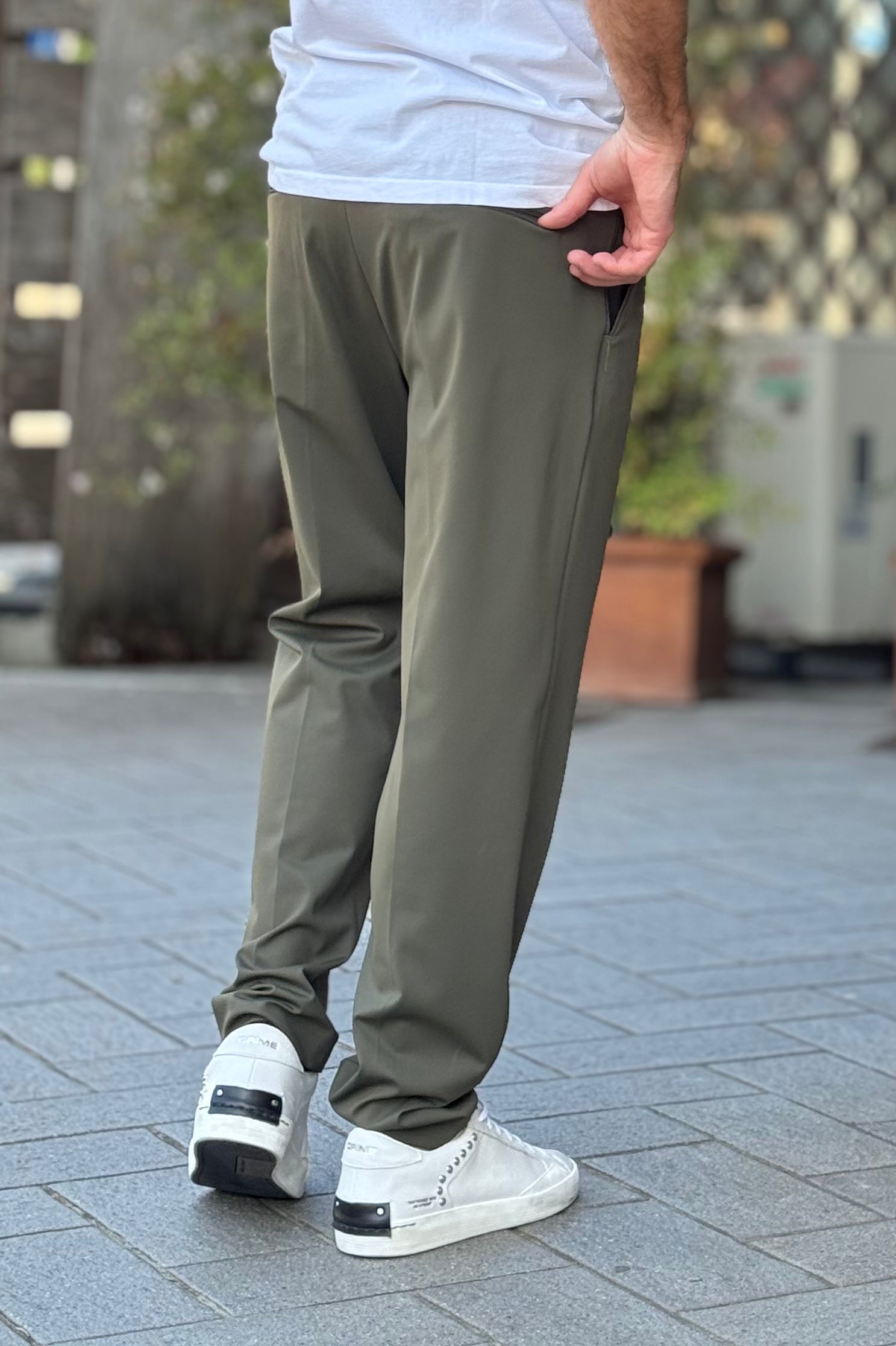 DANIELE ALESSANDRINI PANTALACCIO CON PINCE IN TESSUTO TECNICO