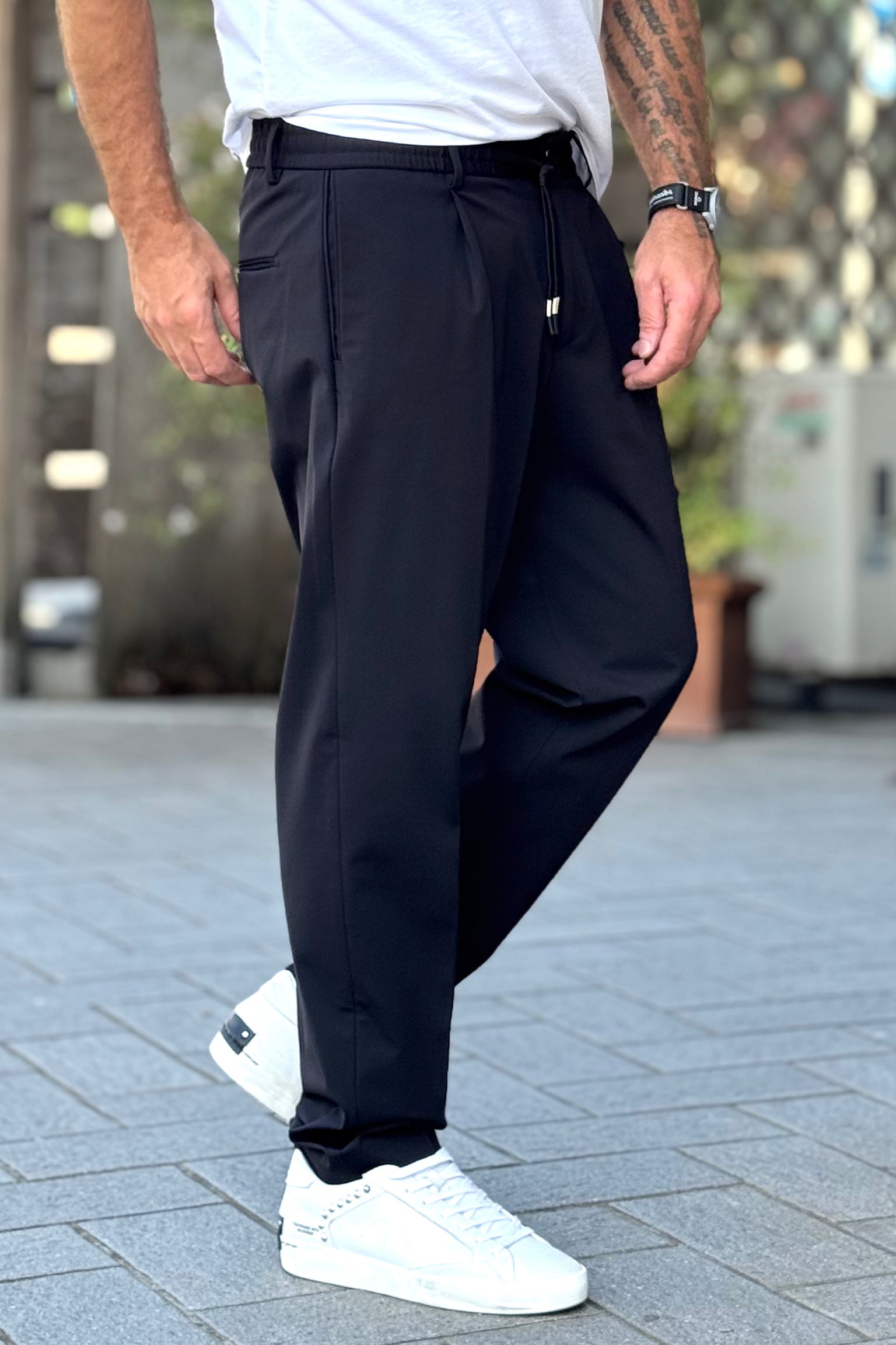 DANIELE ALESSANDRINI PANTALACCIO CON PINCE IN TESSUTO TECNICO