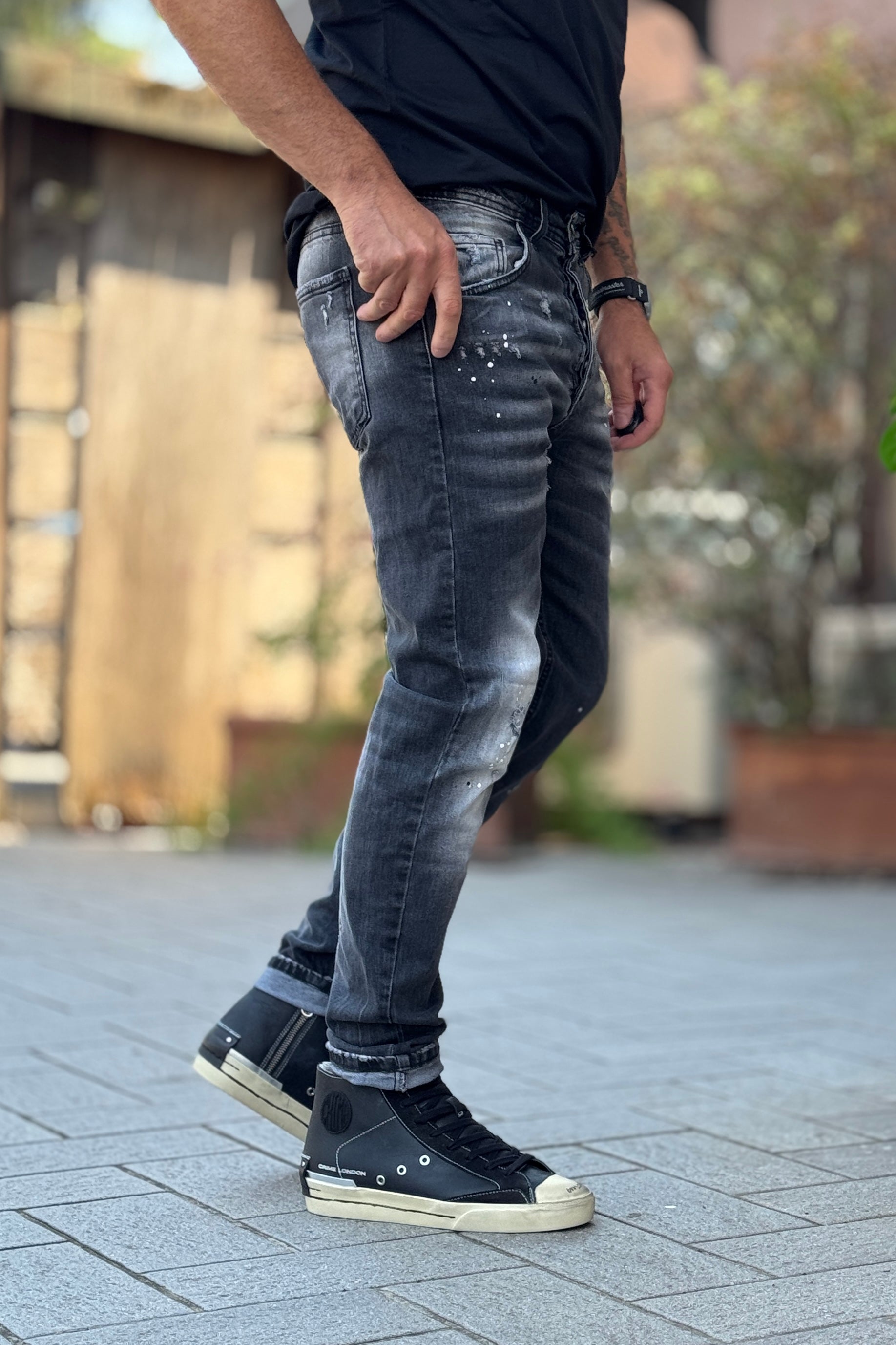 XAGON MAN JEANS CON ABRASIONI E SPLASH COLORE GRIGIO