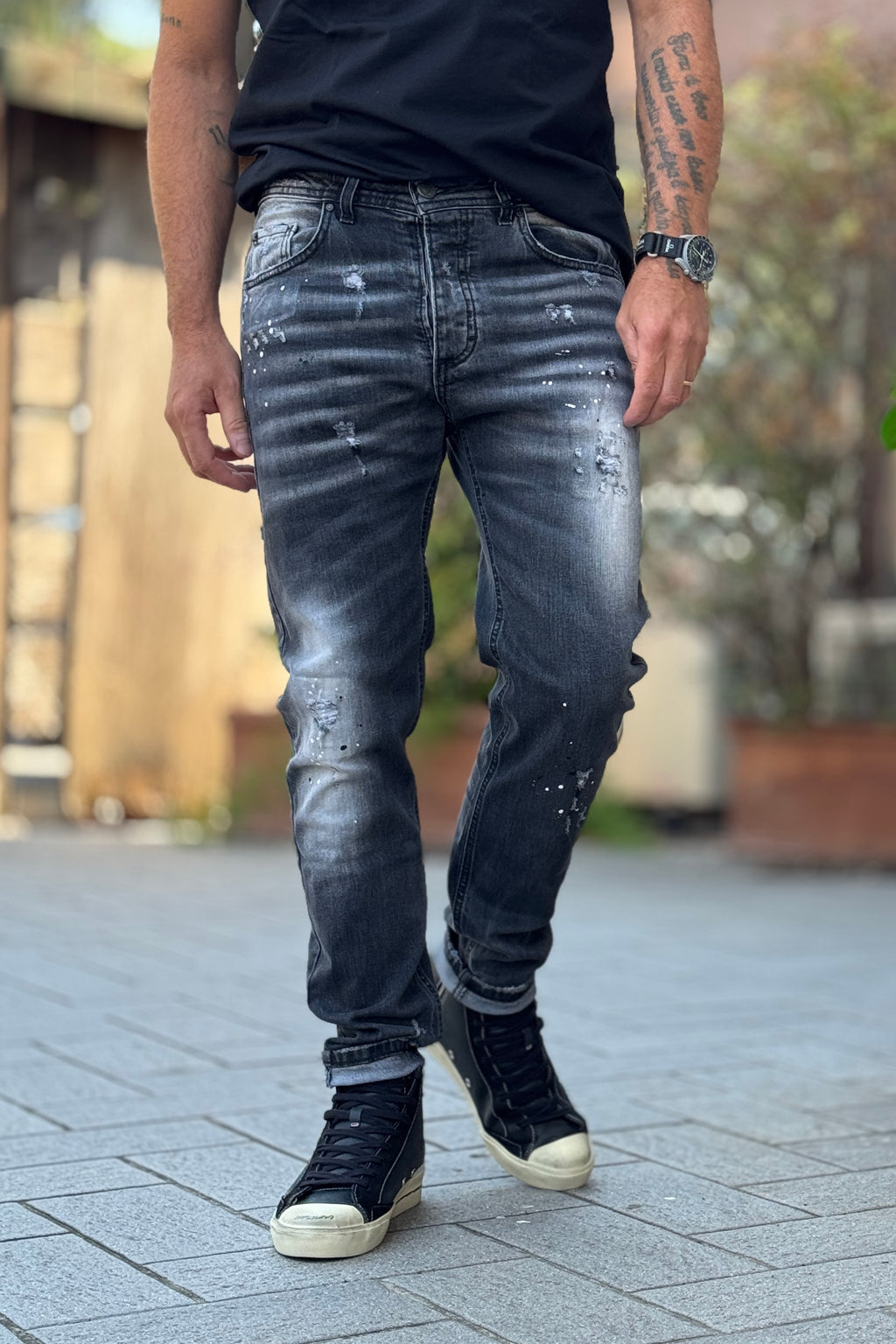 XAGON MAN JEANS CON ABRASIONI E SPLASH COLORE GRIGIO