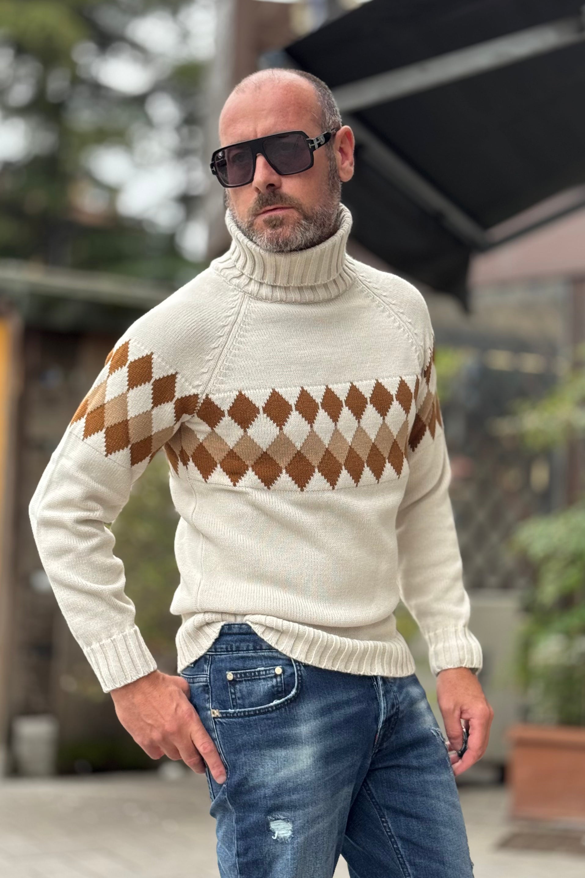 TELAMIRA MAGLIA COLLO ALTO MOTIVO ROMBO DISPONIBILE IN 2 COLORI