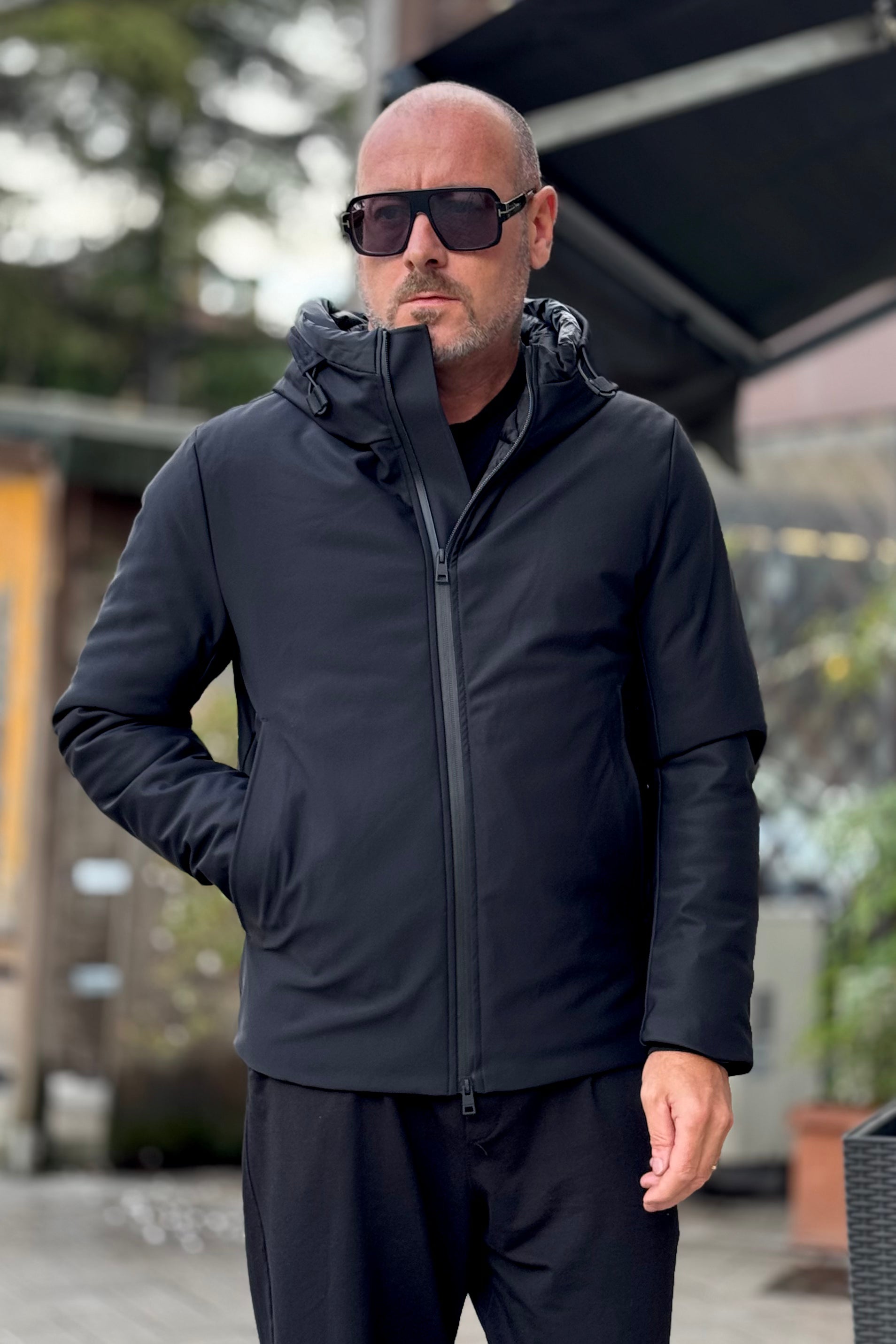 TELAMIRA GIUBBINO TECNICO CON CAPPUCCIO DISPONIBILE IN 2 COLORI