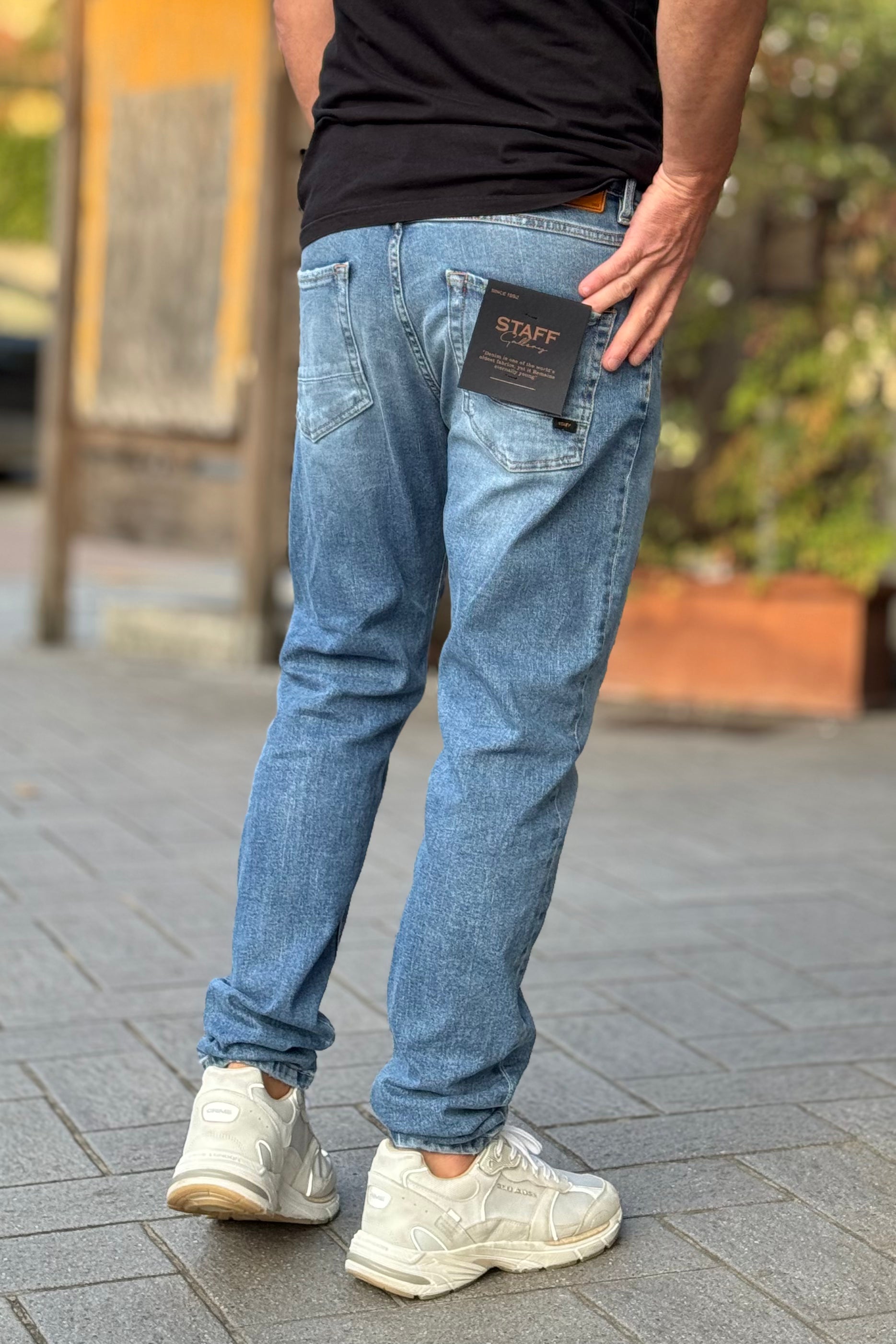 STAFF JEANS CROPPED SLIM CON MICRO ABRASIONI