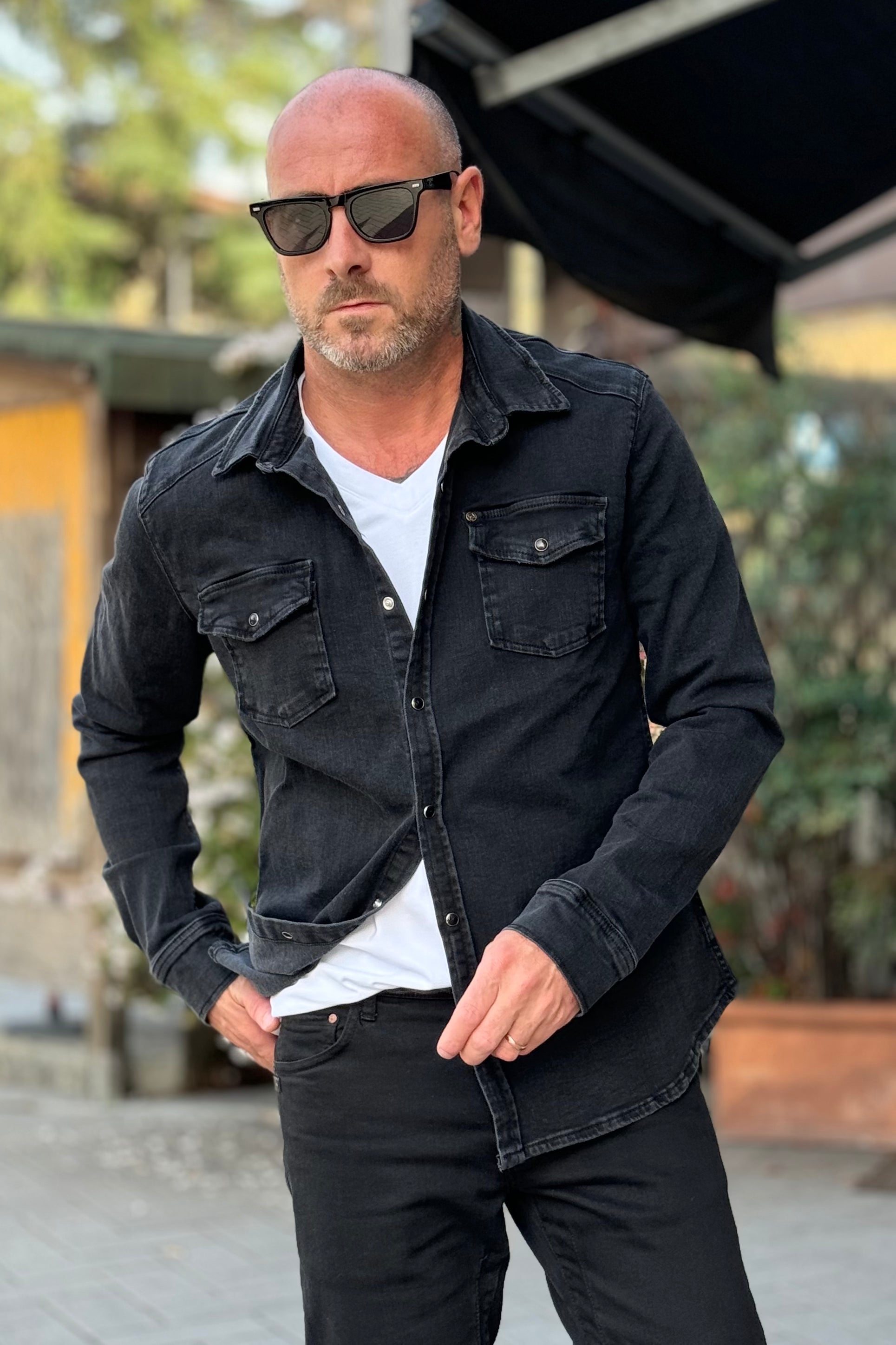 Pont DEAN slim fit black denim shirt with mother of pearl buttons