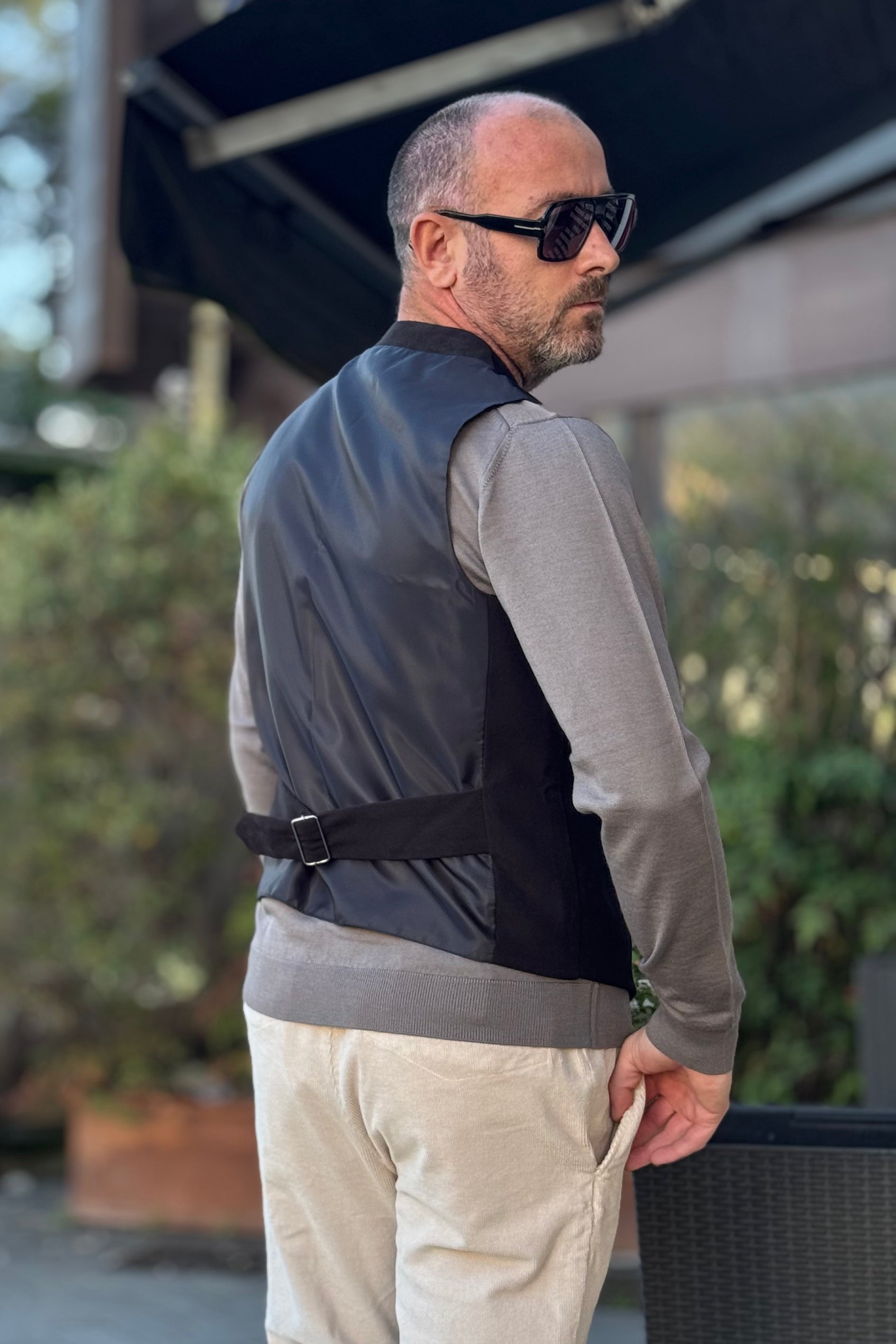 TELAMIRA GILET DISPONIBILE IN DUE COLORI