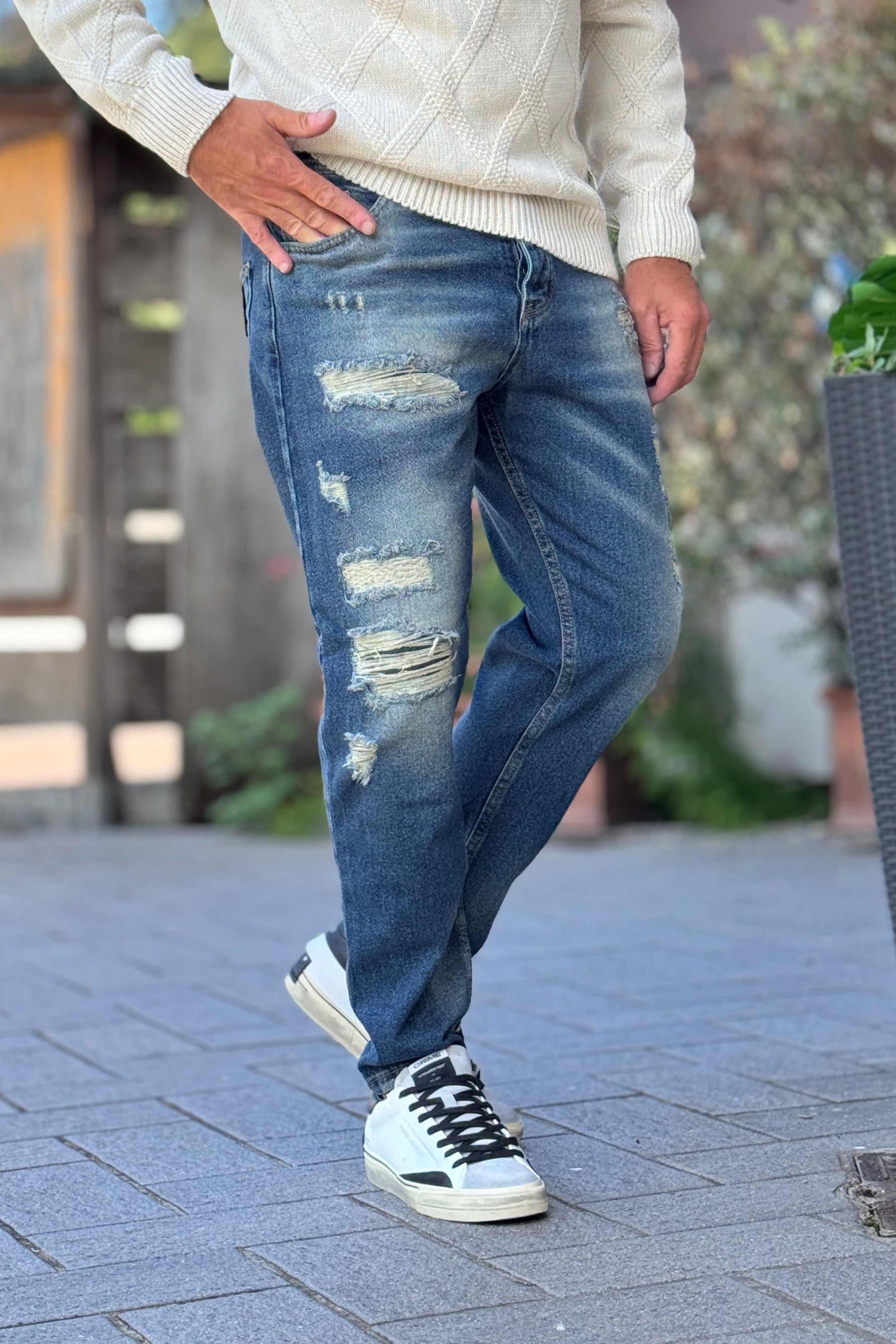TELAMIRA JEANS CROPPED CON ROTTURE