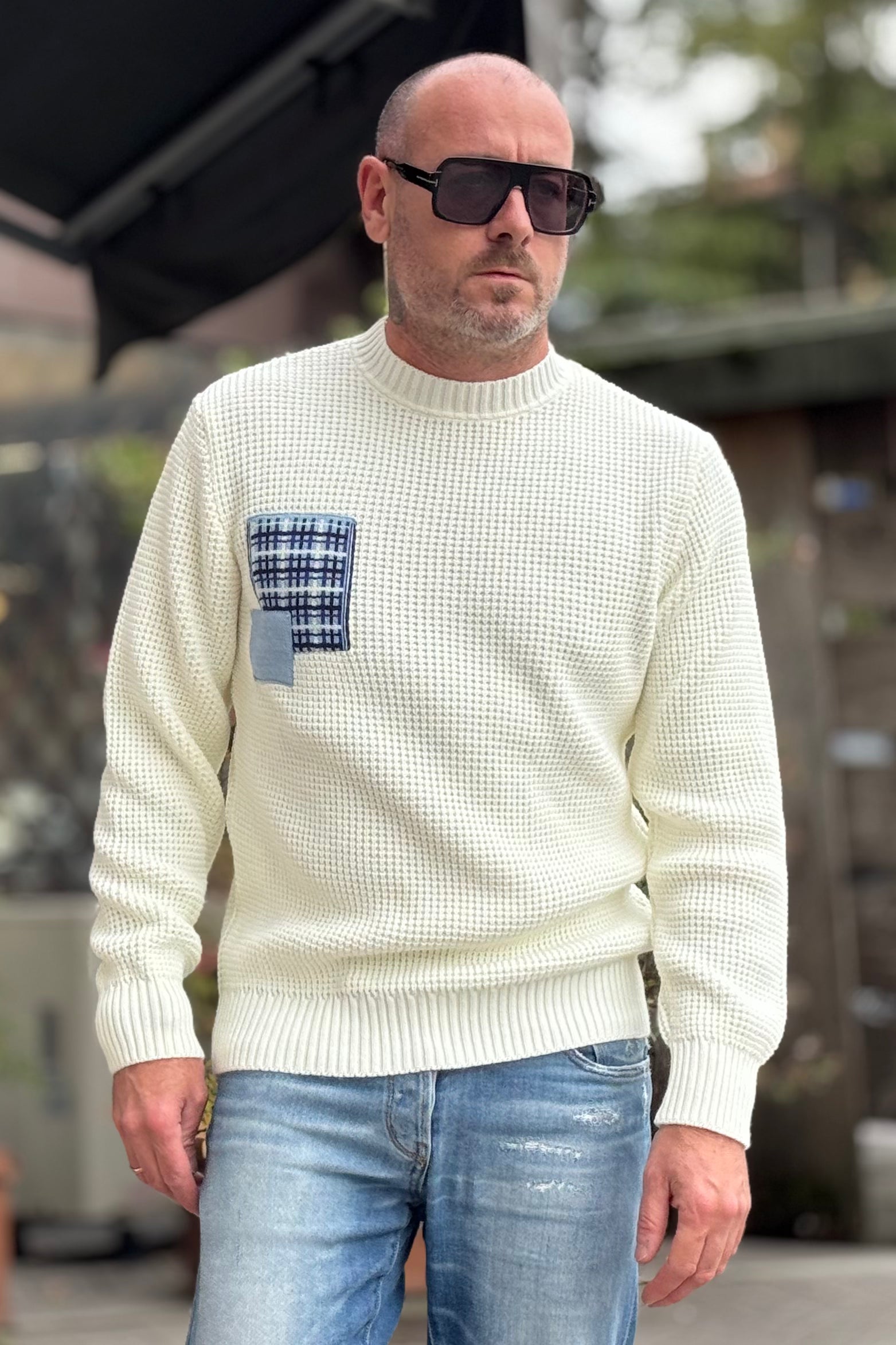 TELAMIRA MAGLIA GIROCOLLO CON PATCH DISPONIBILE IN 2 COLORI