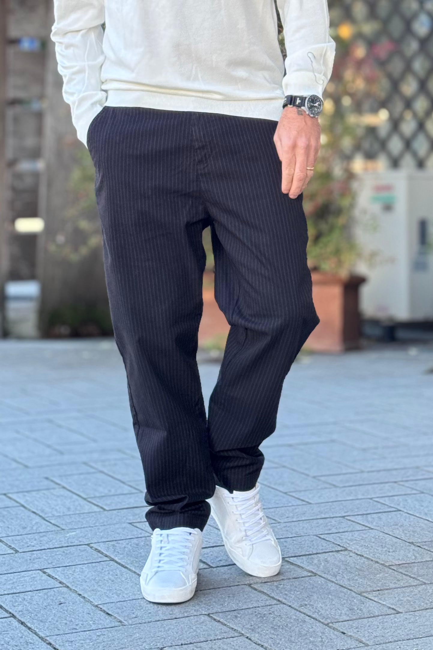 EN AVANCE PANTALONE GESSATO RELAXED TASCA AMERICA COLORE NERO