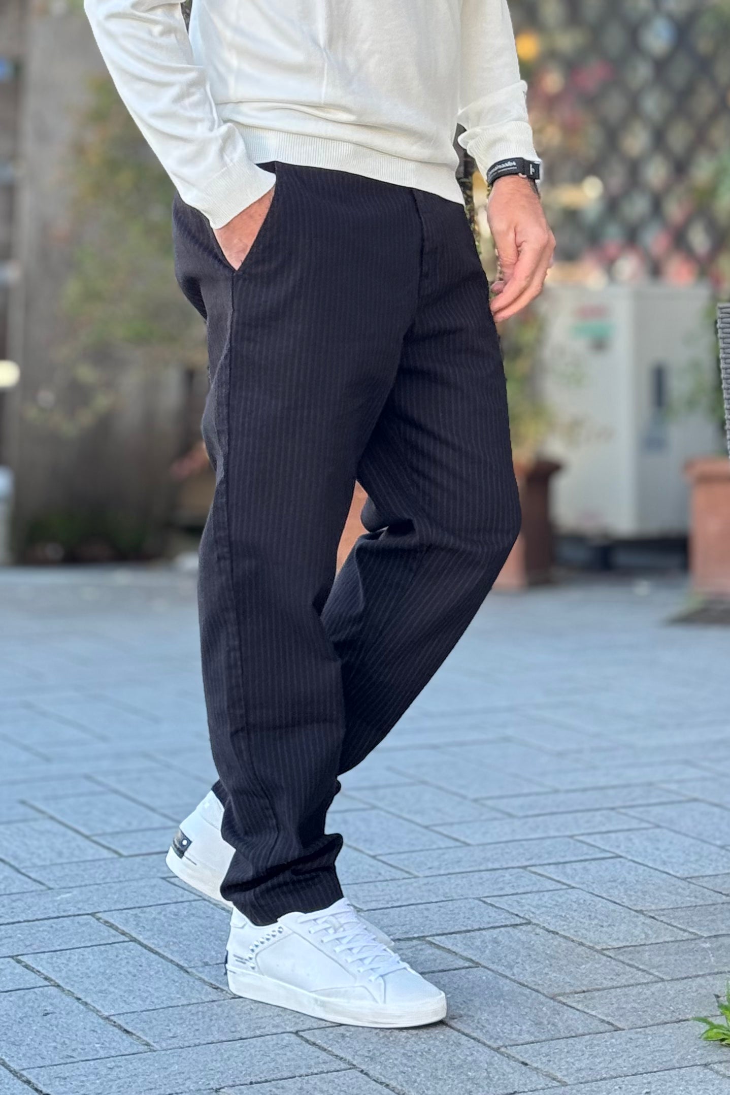 EN AVANCE PANTALONE GESSATO RELAXED TASCA AMERICA COLORE NERO