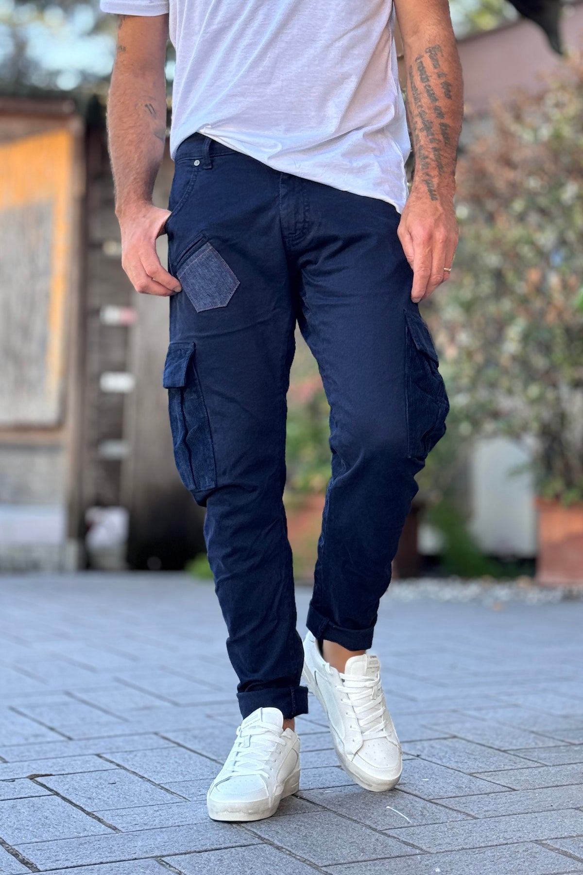 V2 PANTALONE CARGO CON TASCA VELLUTO - BLU