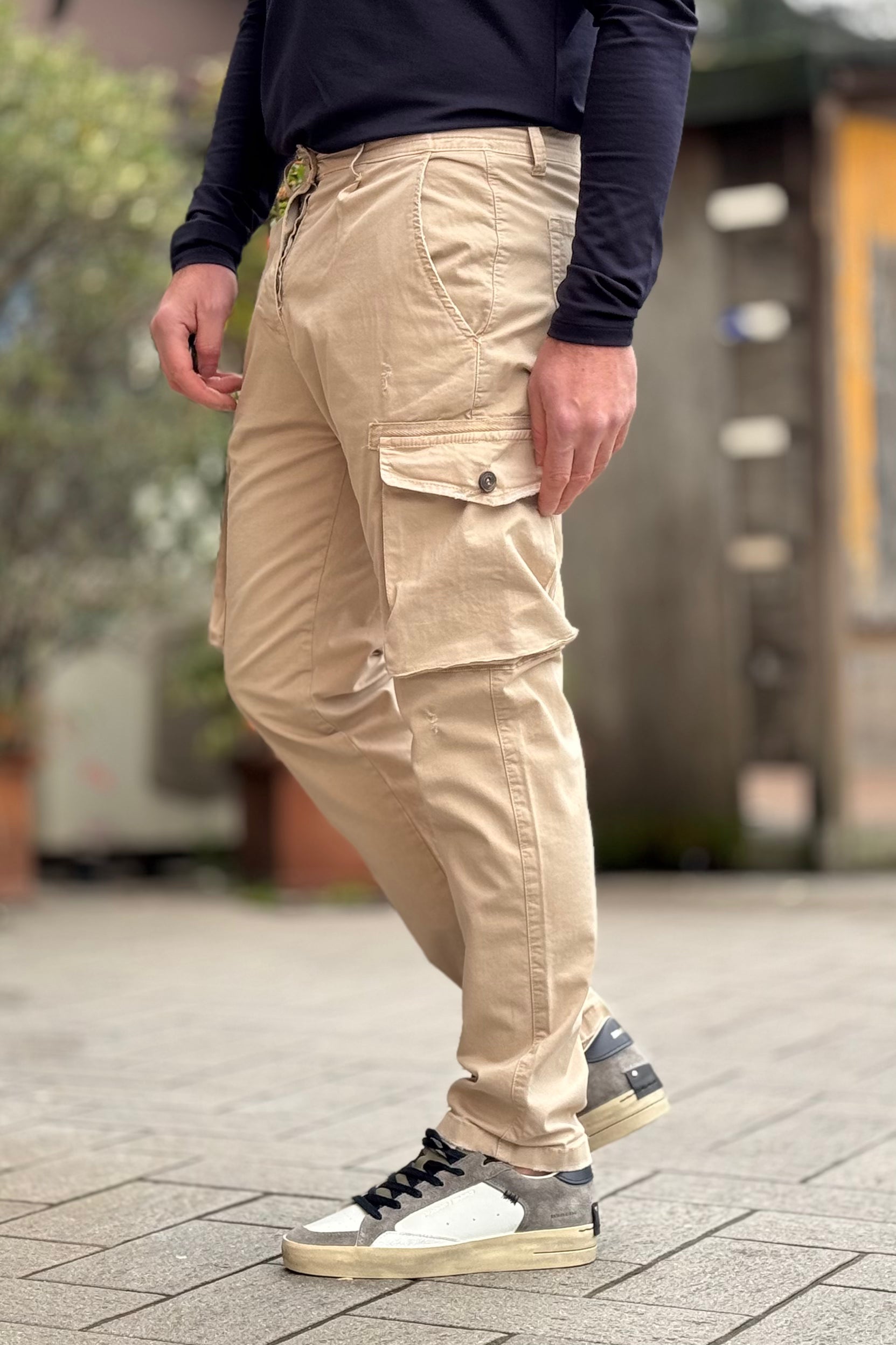XAGON MAN PANTALONE TASCONATO DISPONIBILE IN 2 COLORI - Mania Fashion Clothing