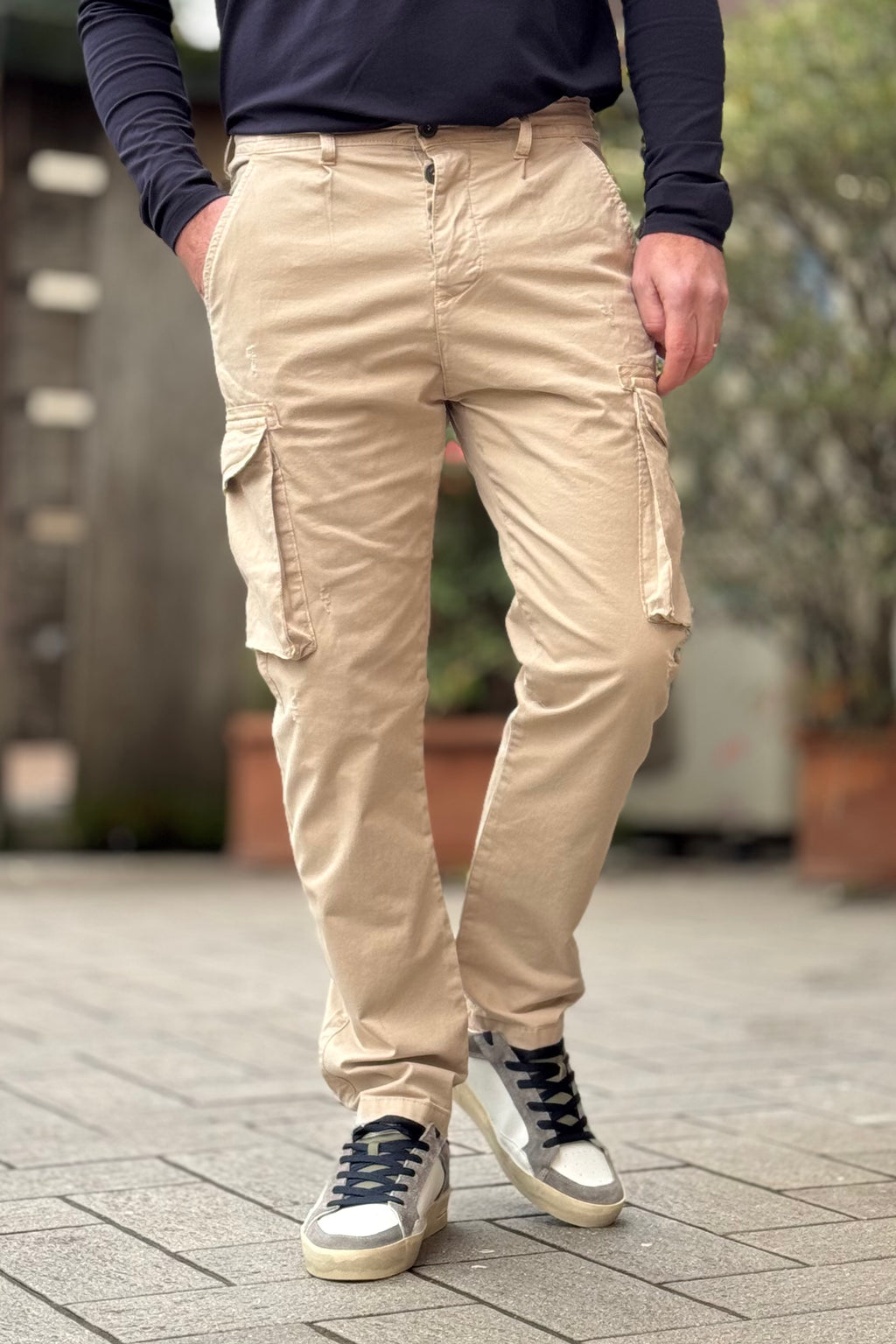 XAGON MAN PANTALONE TASCONATO DISPONIBILE IN 2 COLORI - Mania Fashion Clothing