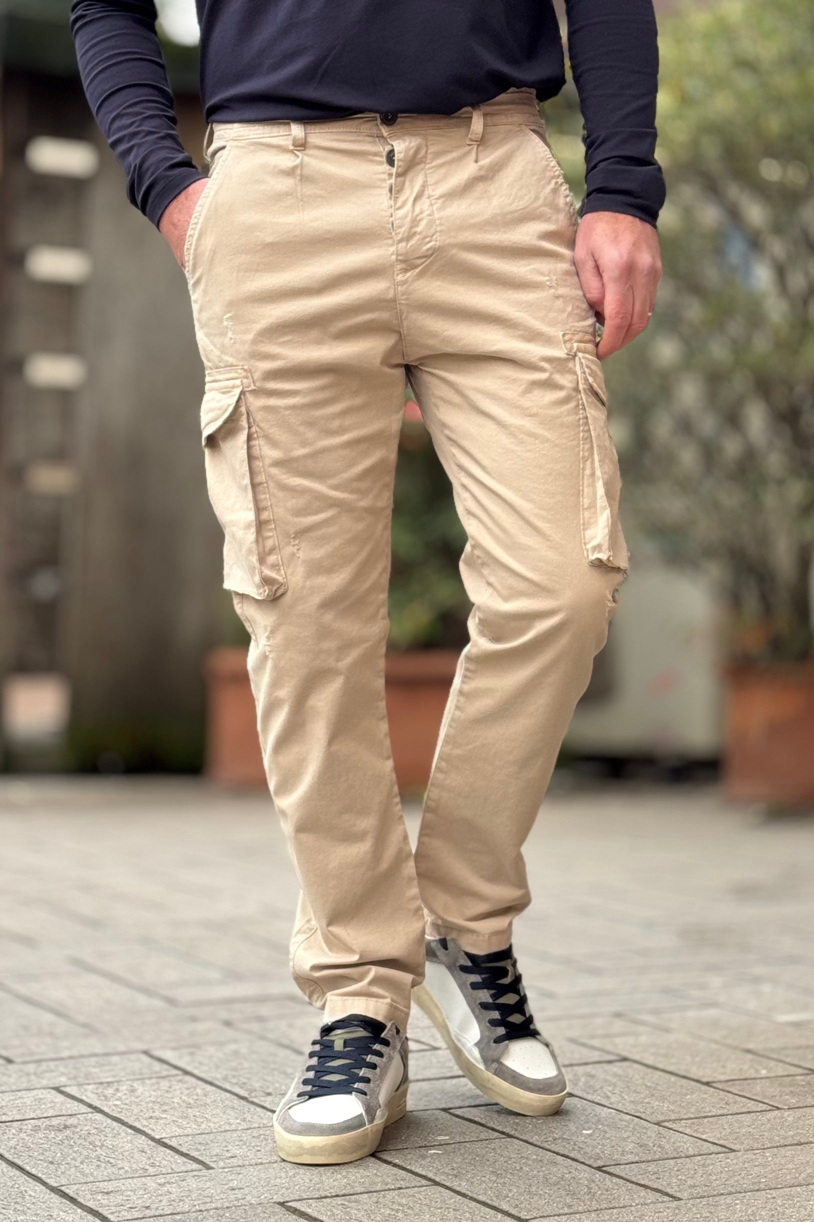 XAGON MAN PANTALONE TASCONATO DISPONIBILE IN 2 COLORI - Mania Fashion Clothing